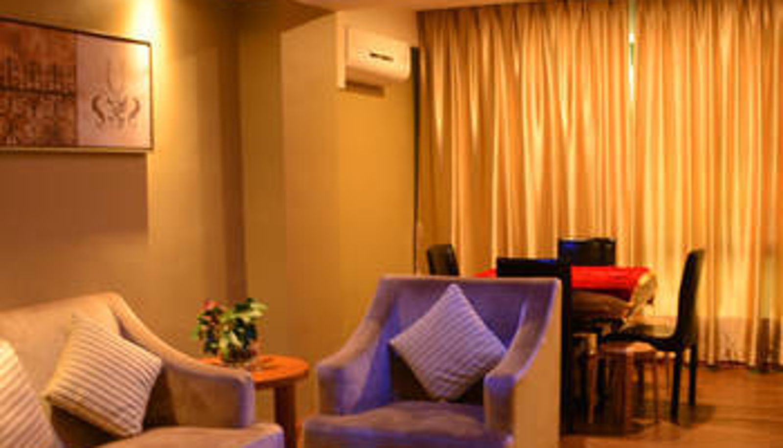 Room - Xinghui Holiday Inn