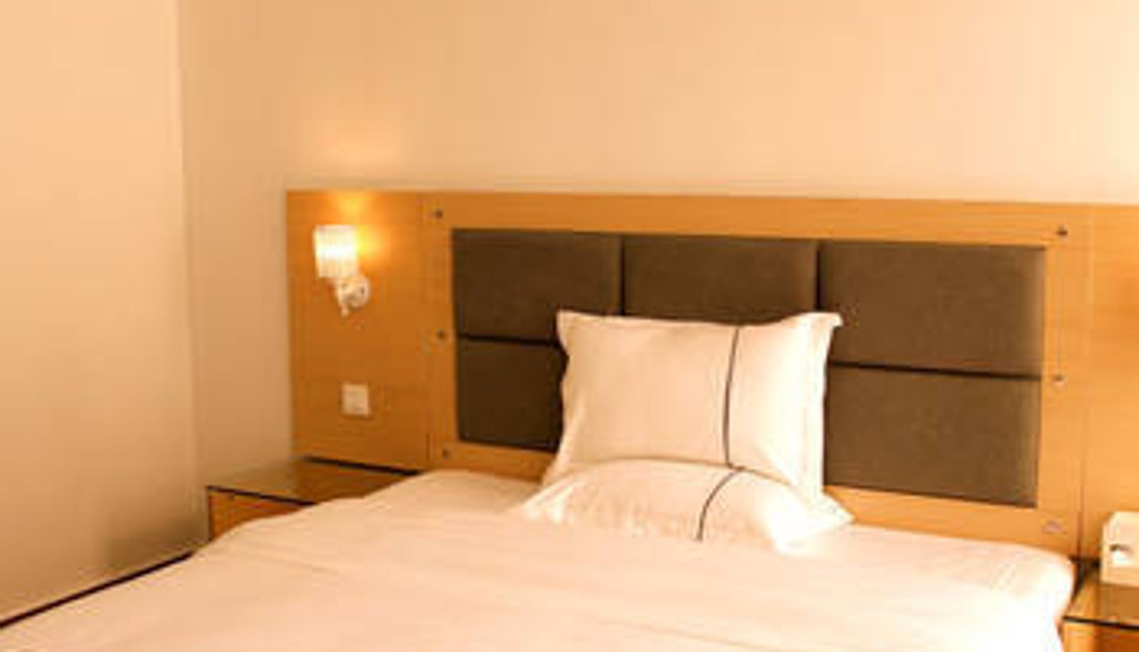 Zimmer - Dandelion Light Residence Hotel (South China MALL Branch)