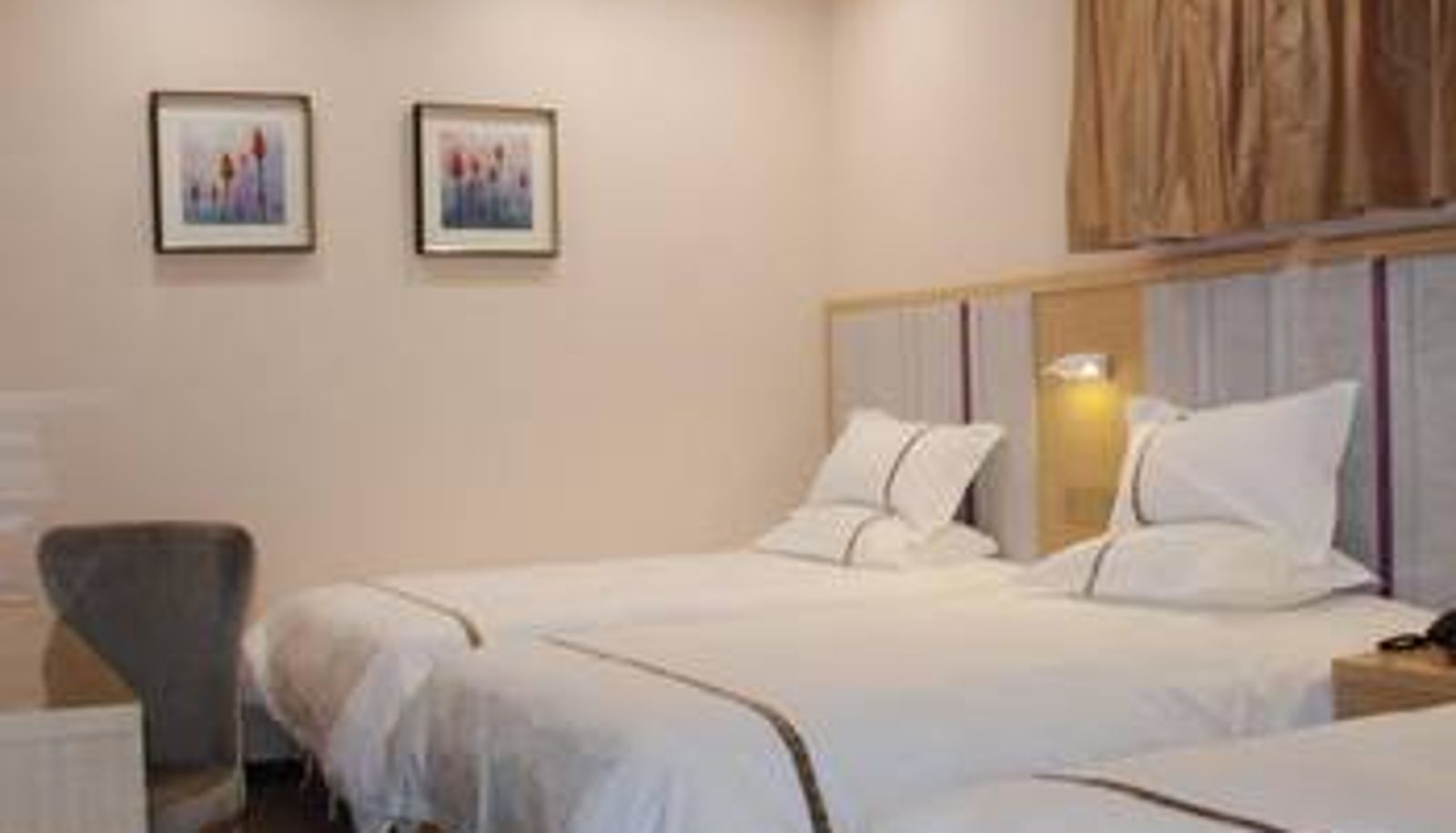Room - 哈尔滨市香坊区巧克力酒店(会展中心店)