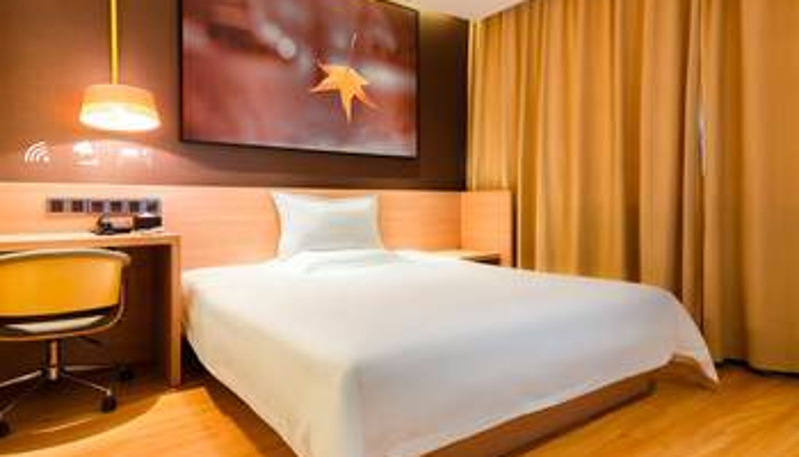Room - IU Hotel (Surprisingly Home Store on Yingze West Street)