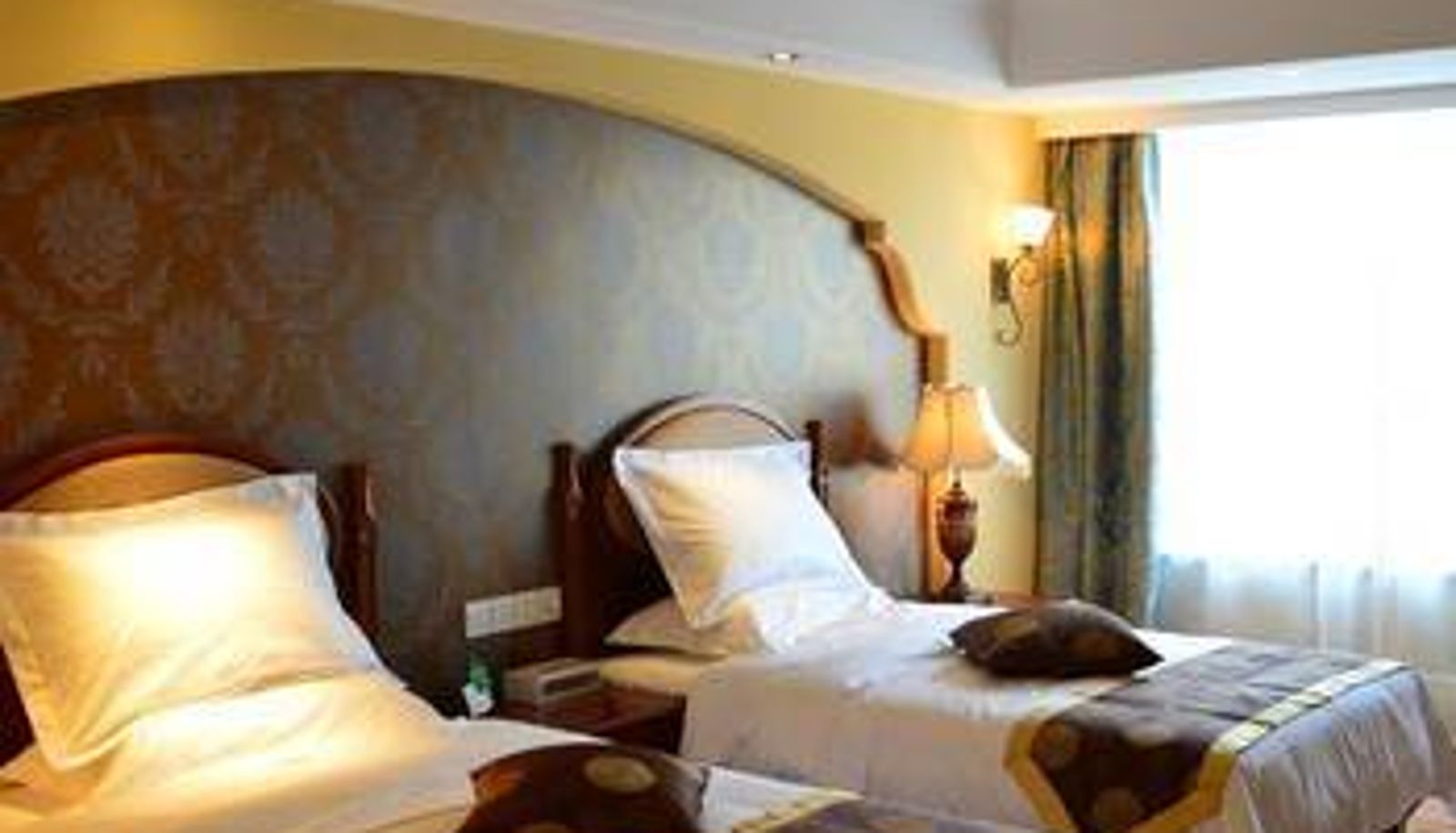 Camera - Fengsheng Centralcity Hotel