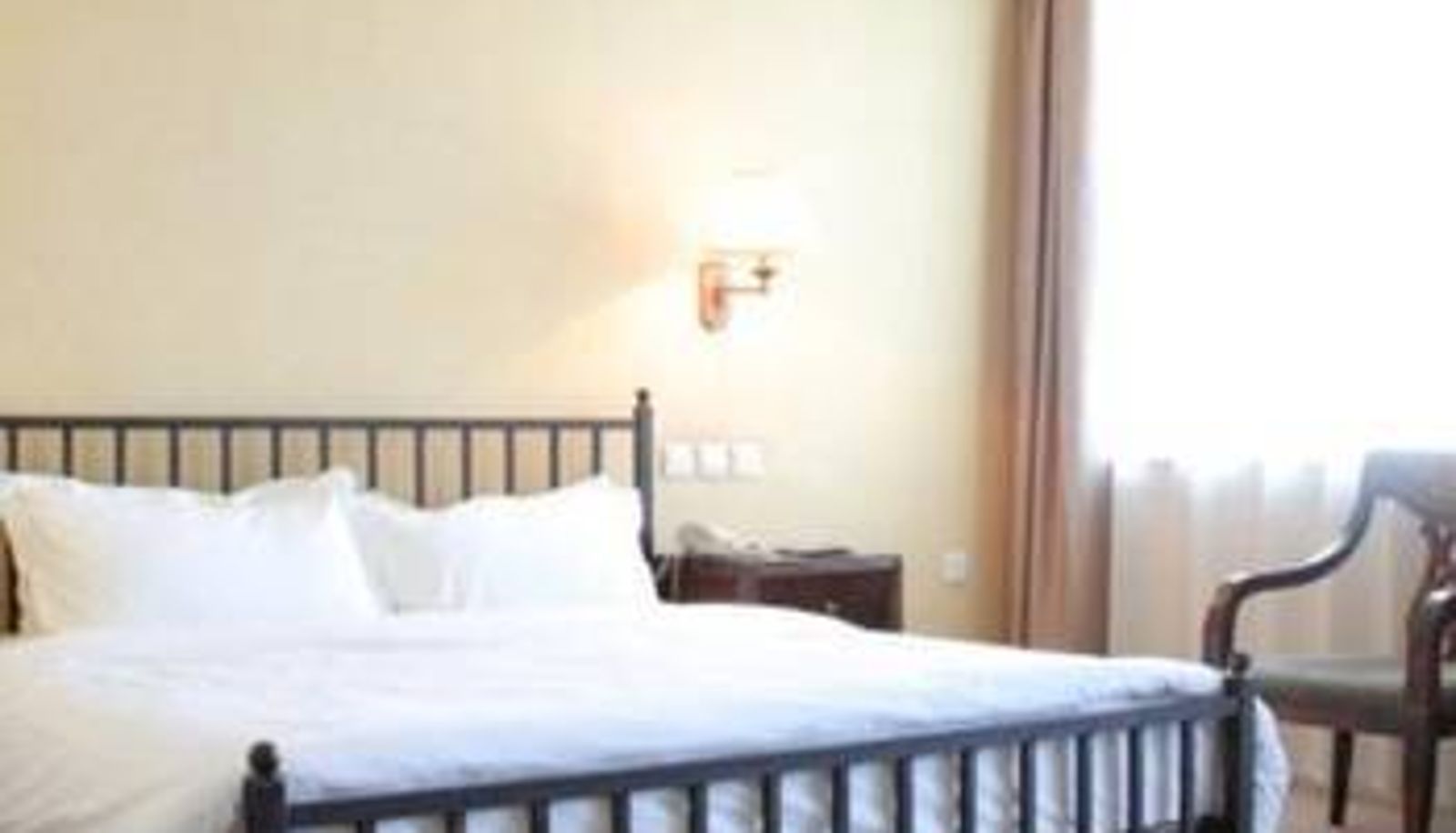 Room - Harbin International Hotel