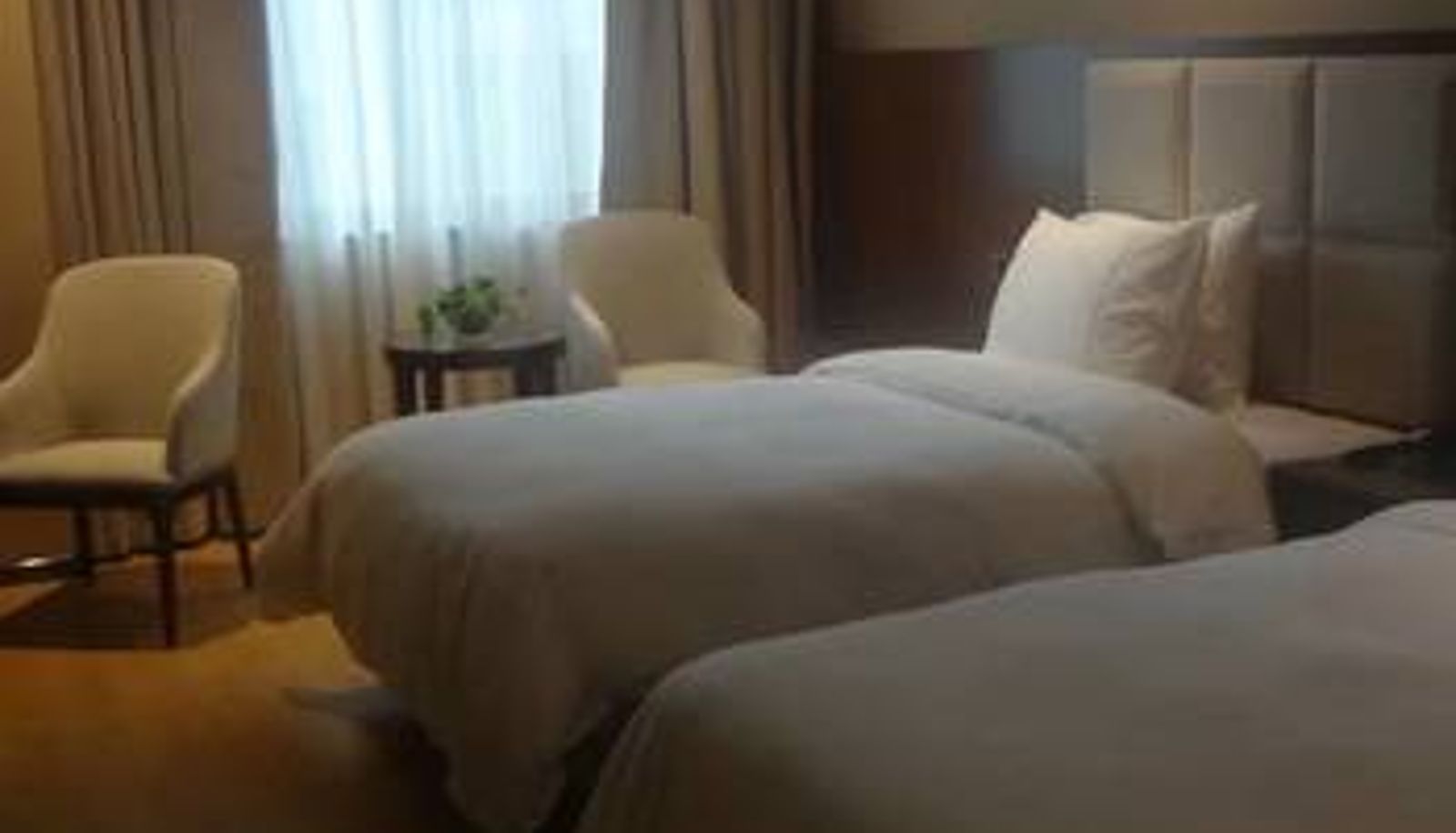Camera - Sandalwood Hotel