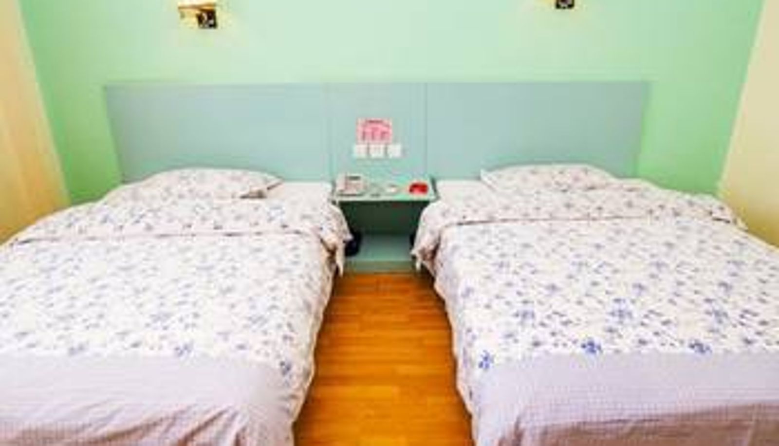 Camera - Jiatu Hotel (Humanities and Technology College Store)