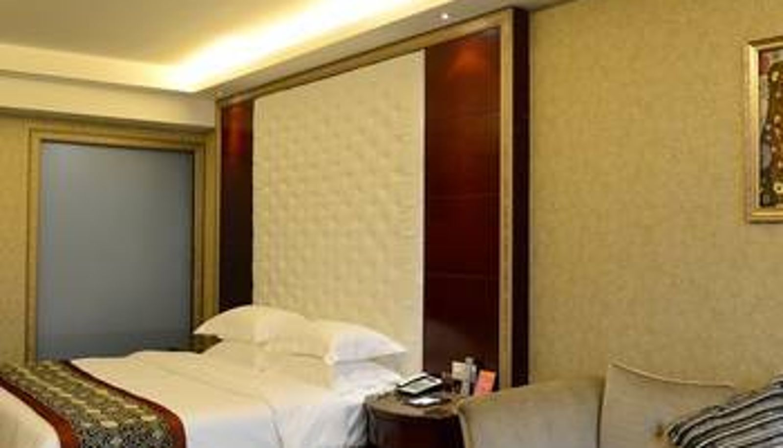 Zimmer - Burton Boutique Hotel (Hexi Branch)