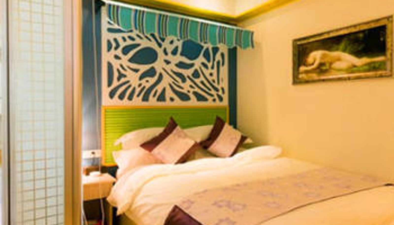 Chambre - A ray of sunshine travel inn (Pangdonglai store at the train station)