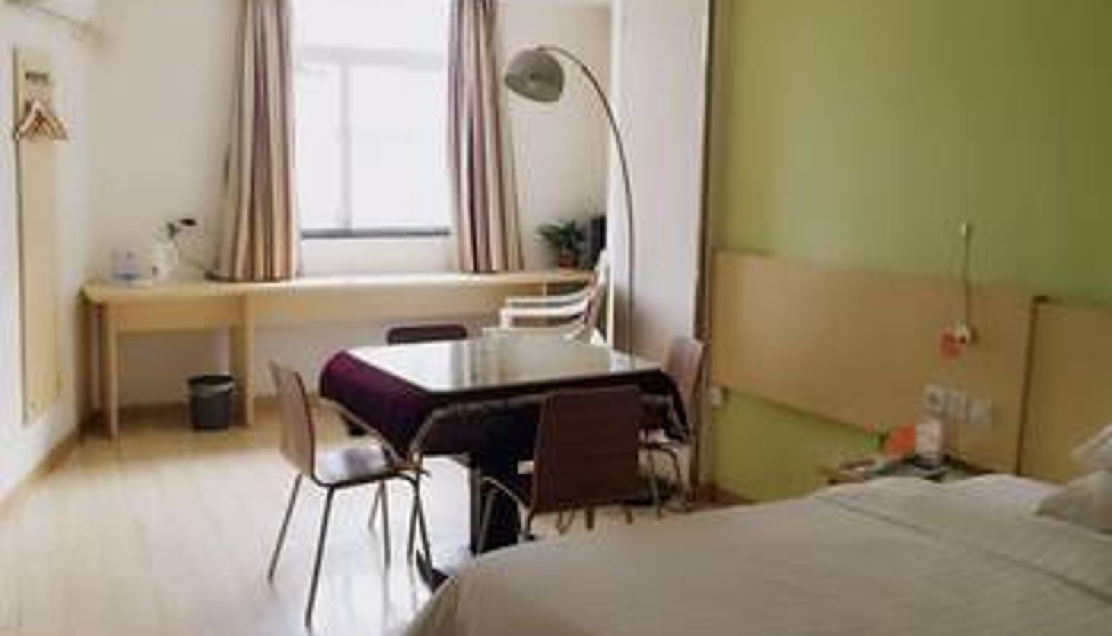 Camera - Xinyu)  Shengli South Road 7 Days Hotel (Baoshi Park Branch