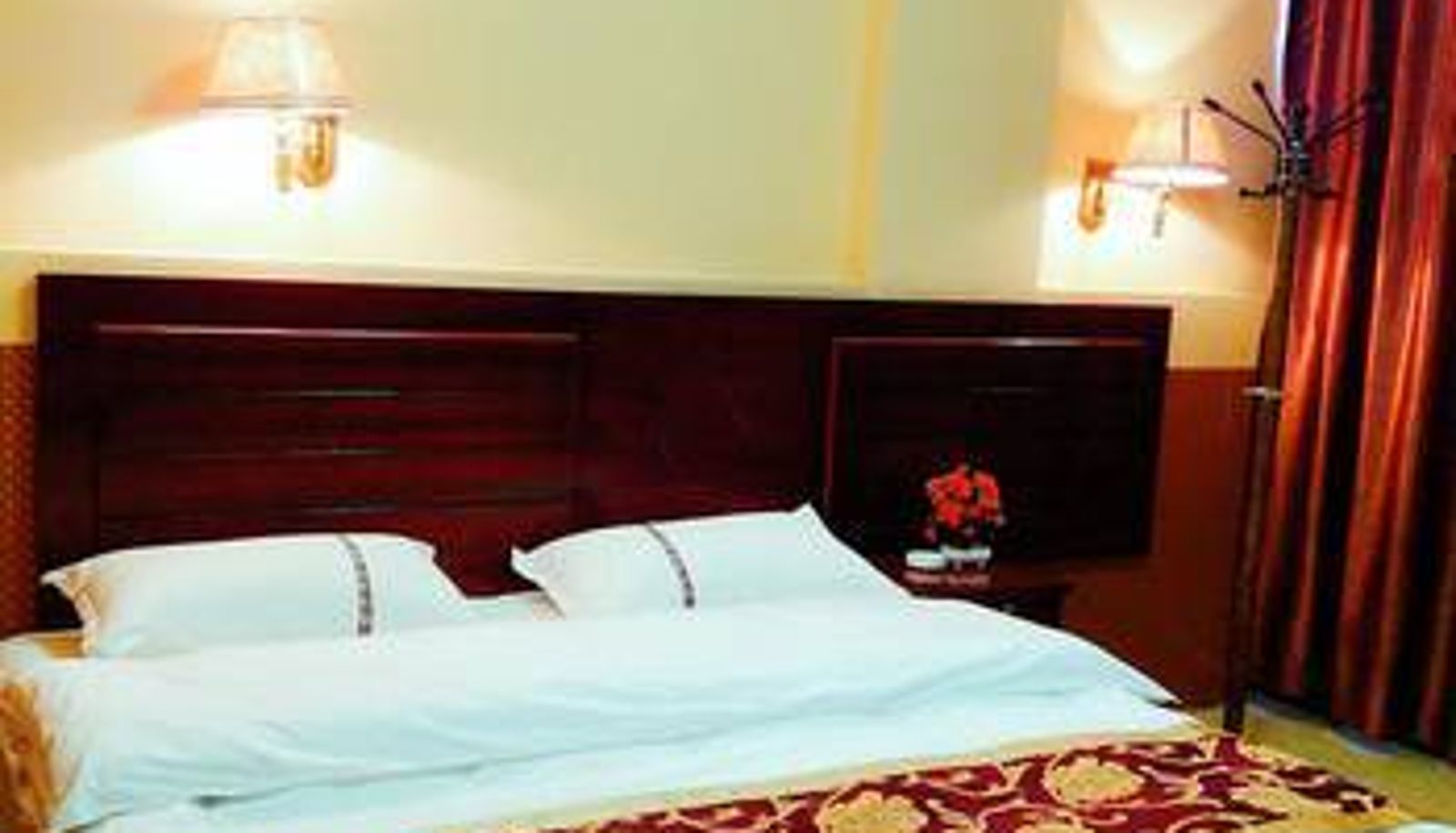 Zimmer - Love Sky Hotel (Guandu Ancient Town Branch)