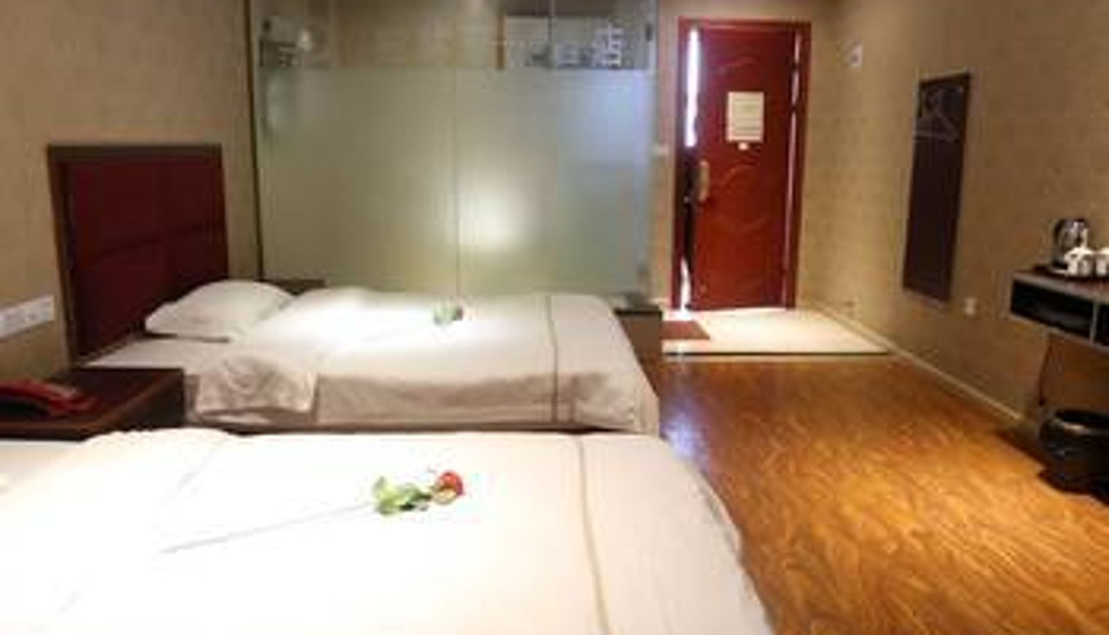 Kamer - Nanchong Berlin Haotai Hotel (Five Star Garden Store)