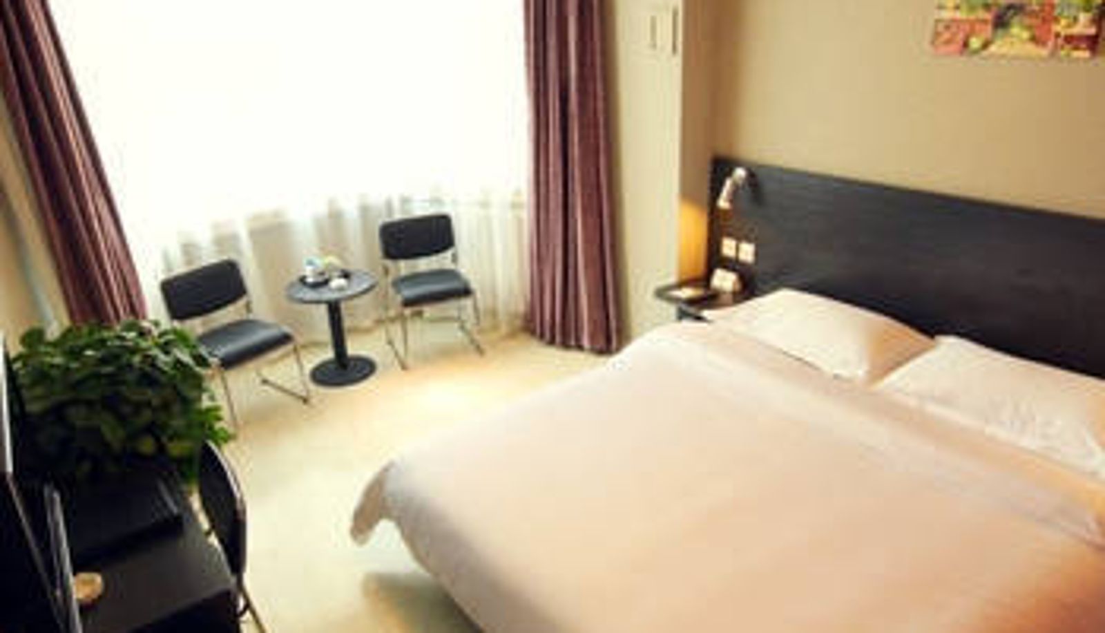 Room - Super 8