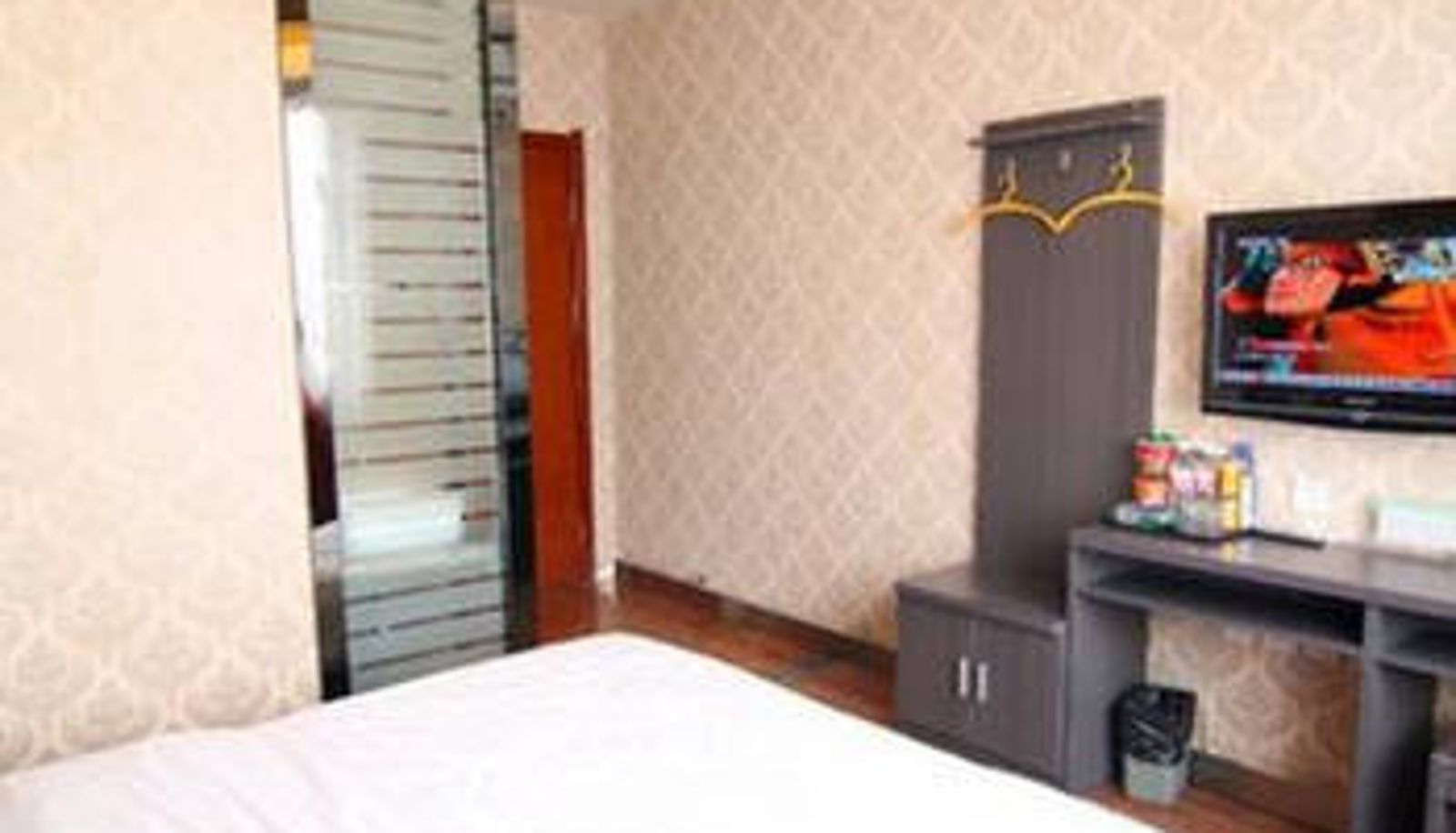 Zimmer - 9 Days Business Hotel