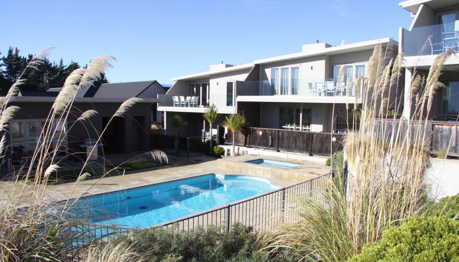 Info - Distinction Wanaka Alpine Resort