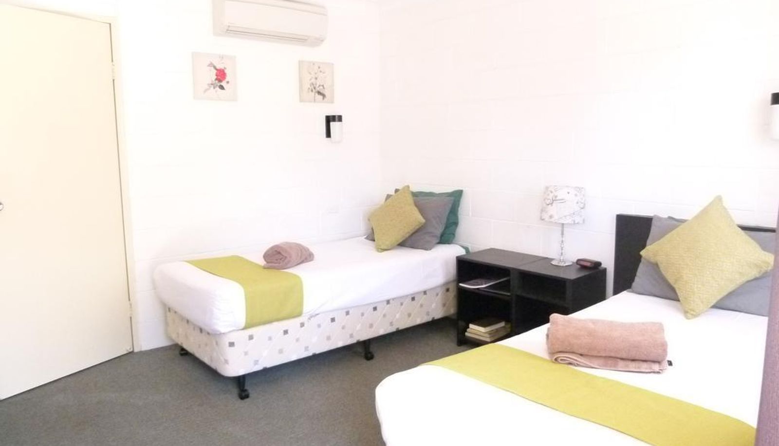 Info - Azalea Motel