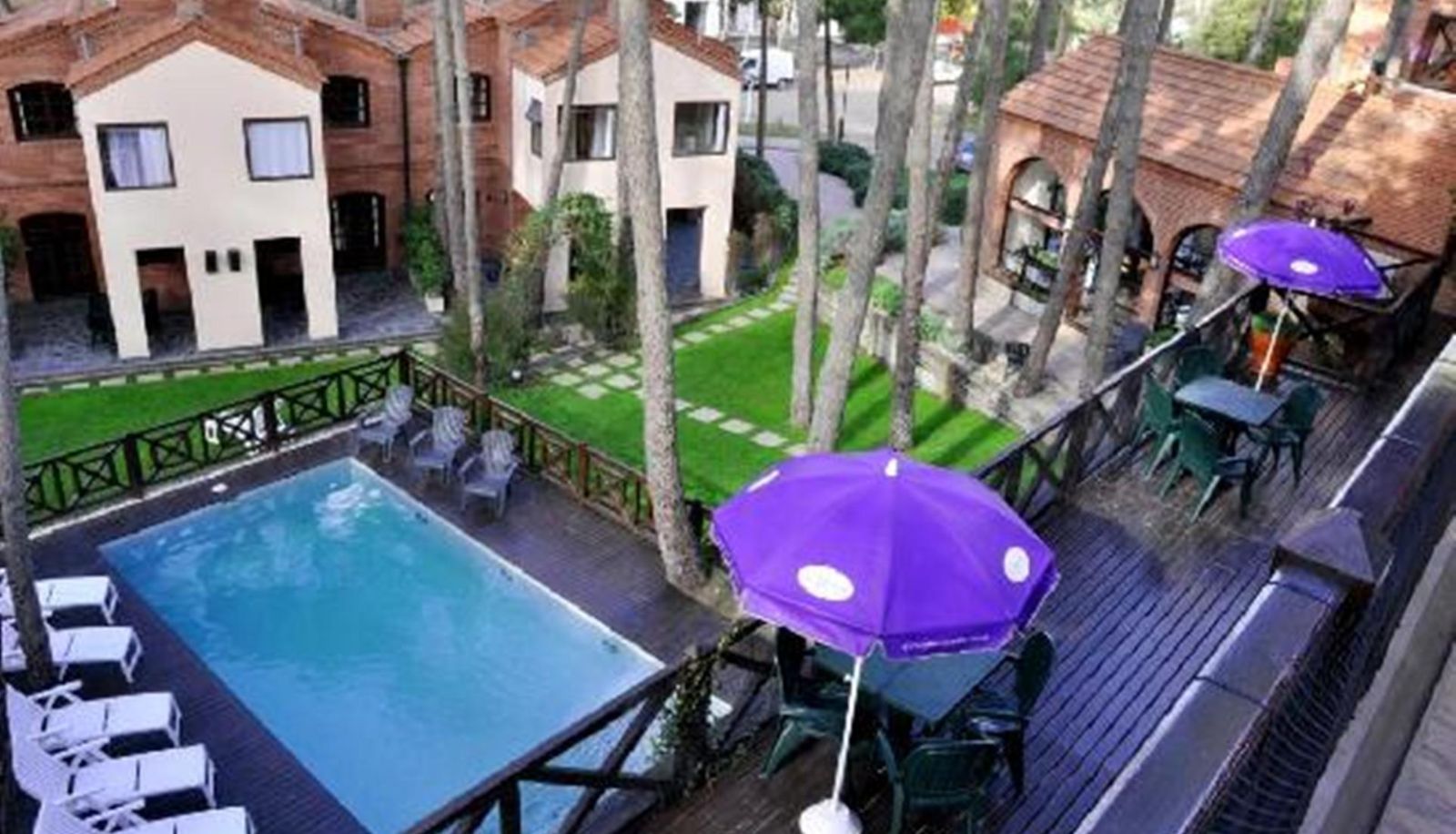 Piscina - Apart Hotel Las Hadas Carilo
