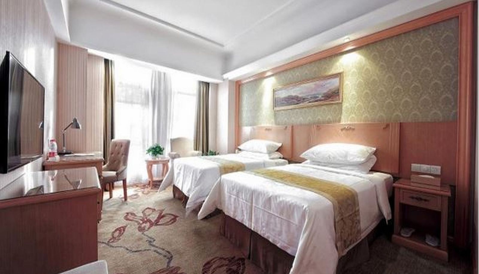 Chambre standard (double) - Vienna Hotel(Wuhan University of Technology Nanhu Wenzhi Street Subway Station) South Lake Book City Branch (Domestic Only)