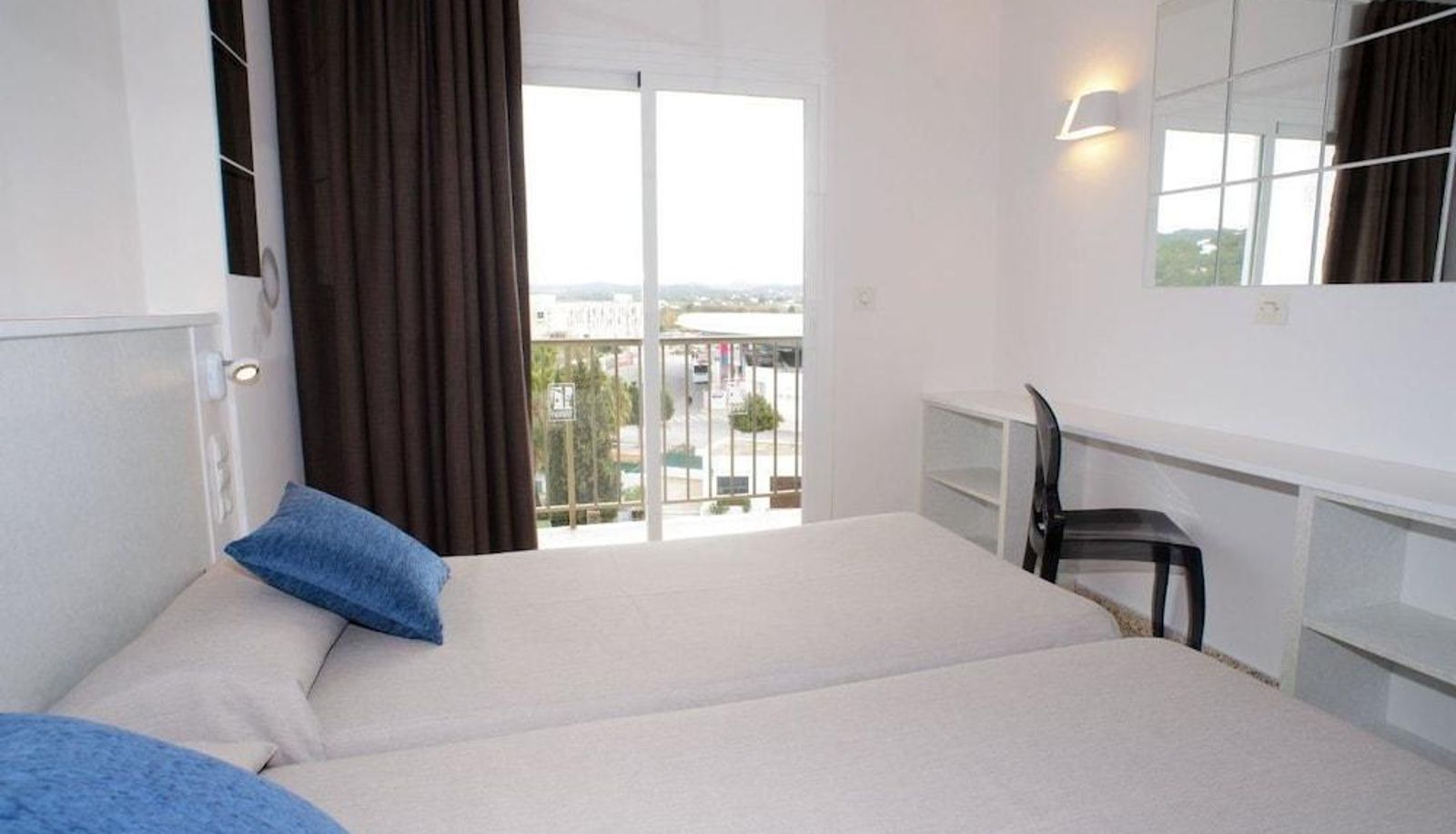 Camera standard - Hostal Tarba