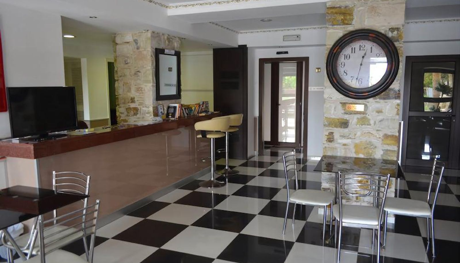 Receptie - Vergi City Hotel
