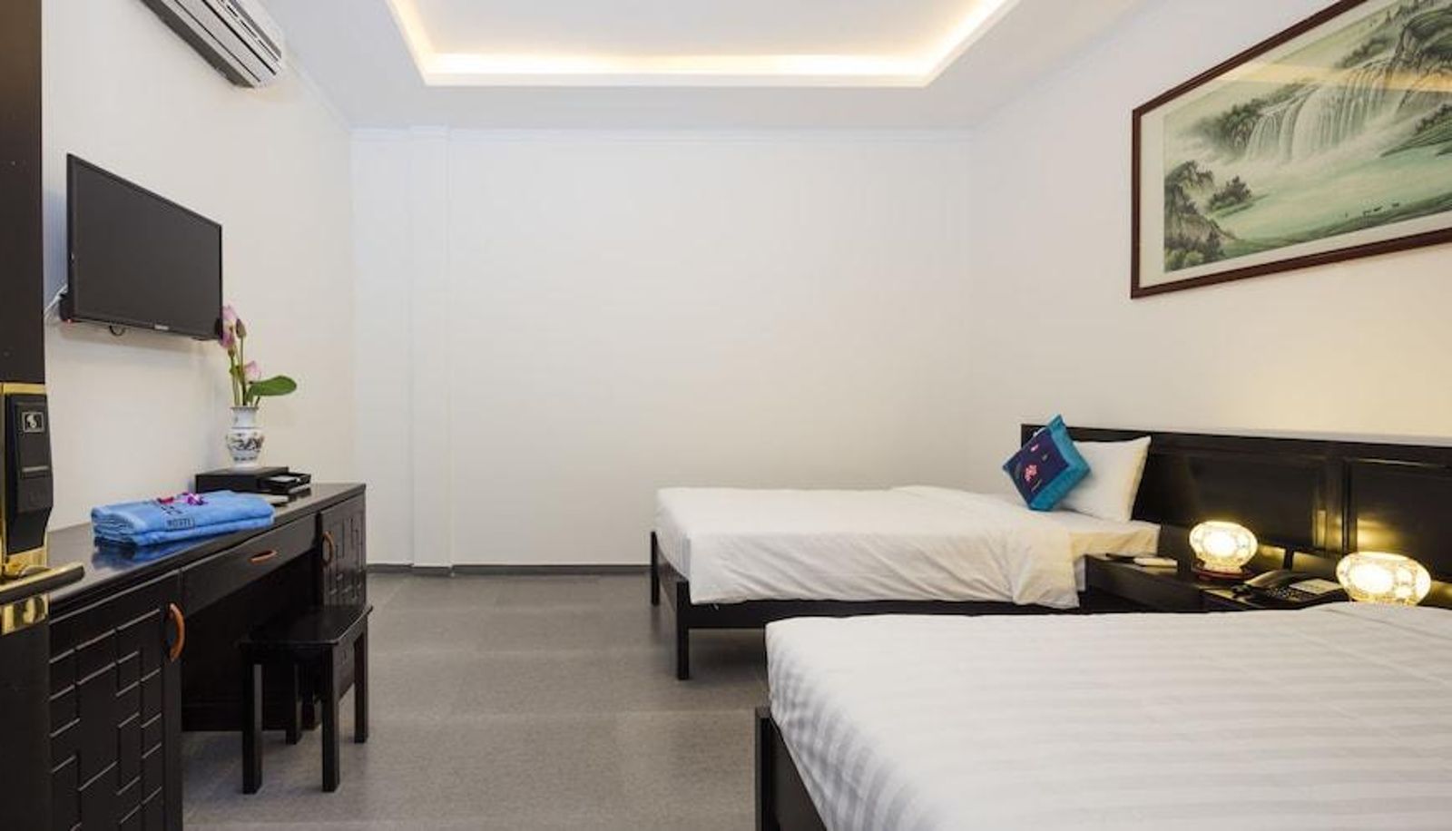 Camera standard - Phu House