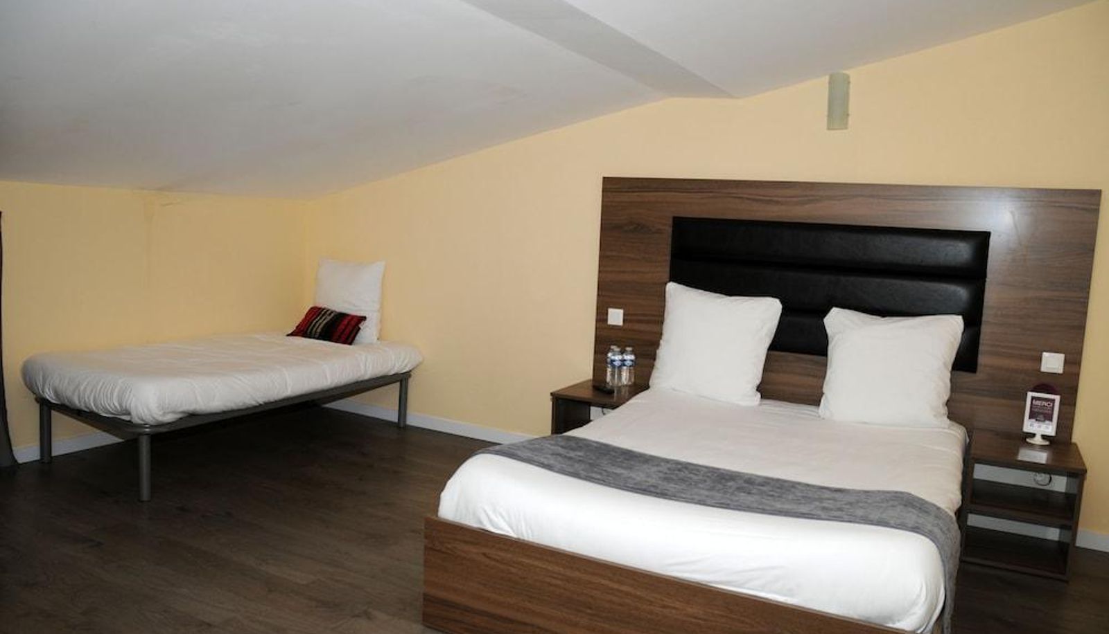 Standardzimmer - KYRIAD DIRECT MOREZ