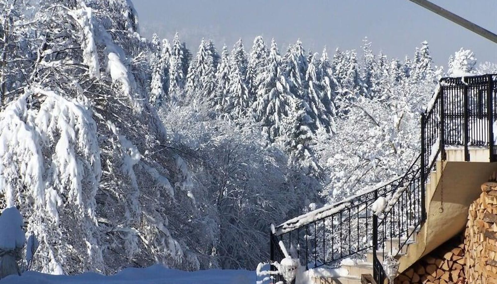 Area esterna dell'hotel - Les Grands Champs