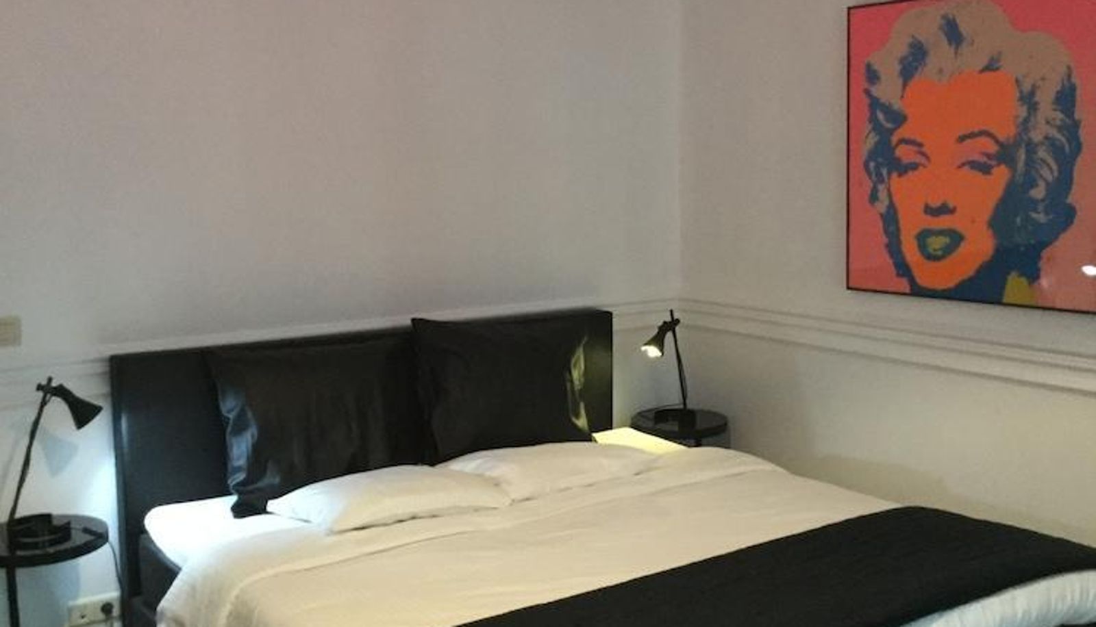 B&B Downtown-BXL - Brussels - Great prices at HOTEL DE