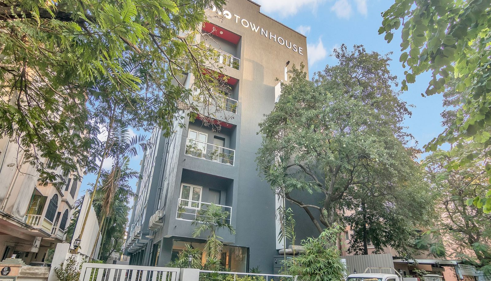 Zewnętrzna część hotelu - OYO Townhouse 026 T Nagar