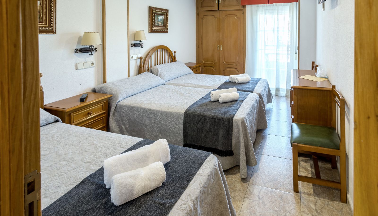 Standardzimmer (Doppel) - Hostal Gran Via Pinto