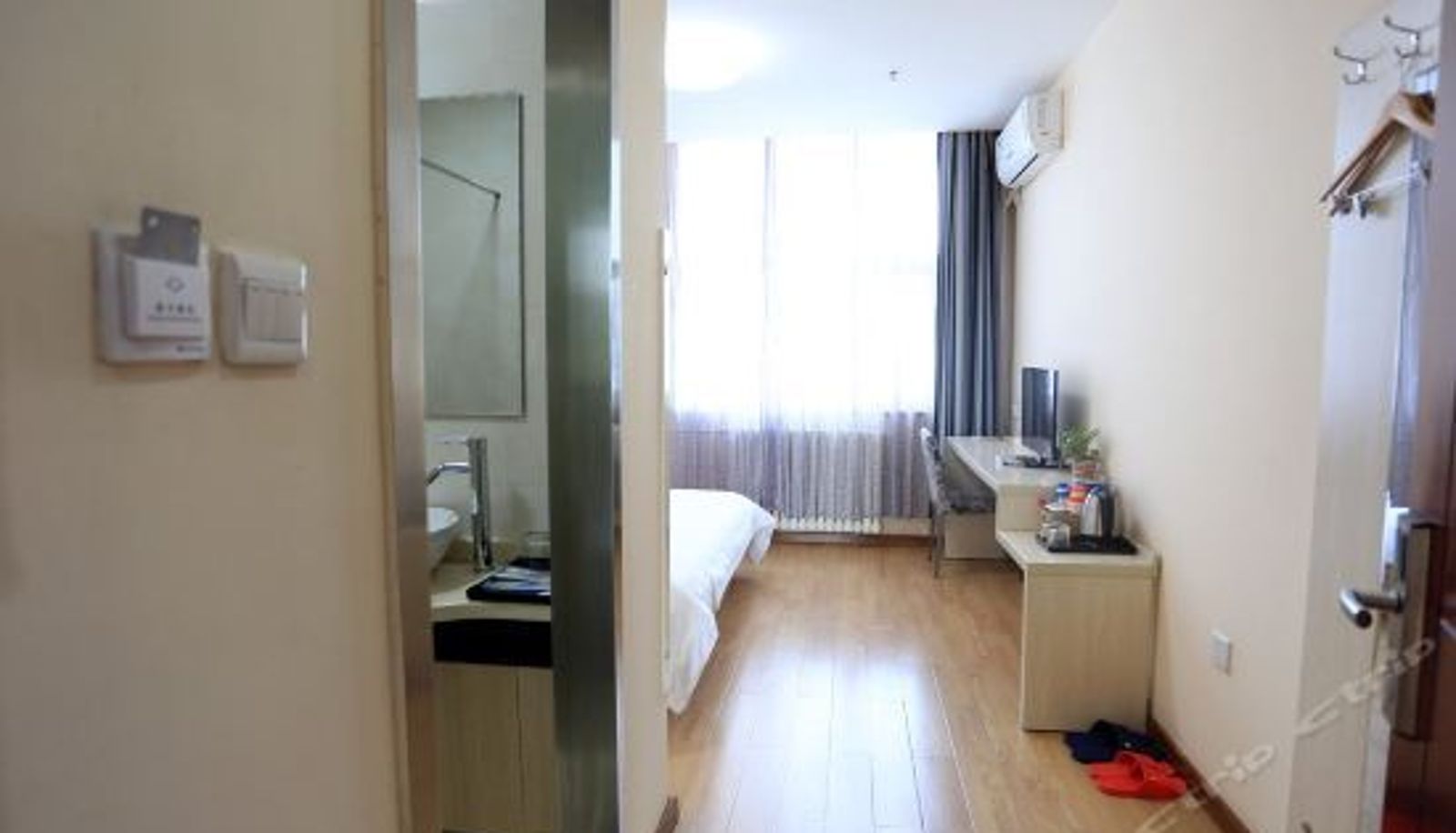 Room with lake view - Lancheng Business Hotel
