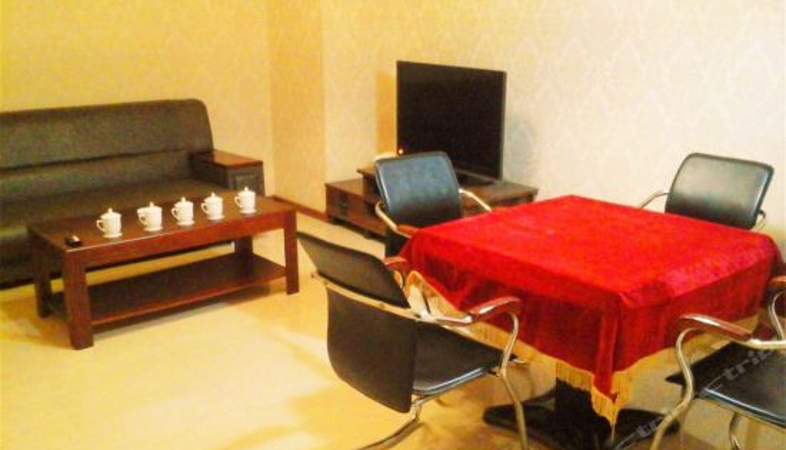 Suite - Yahua Hotel