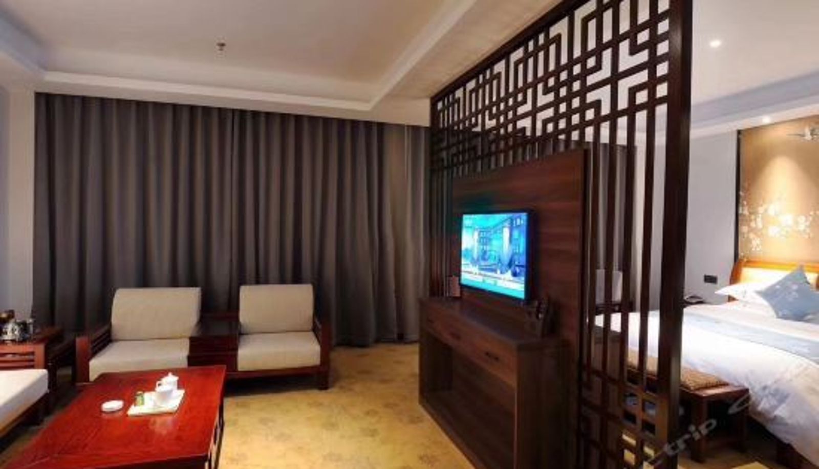 Suite - Dongming Hotel