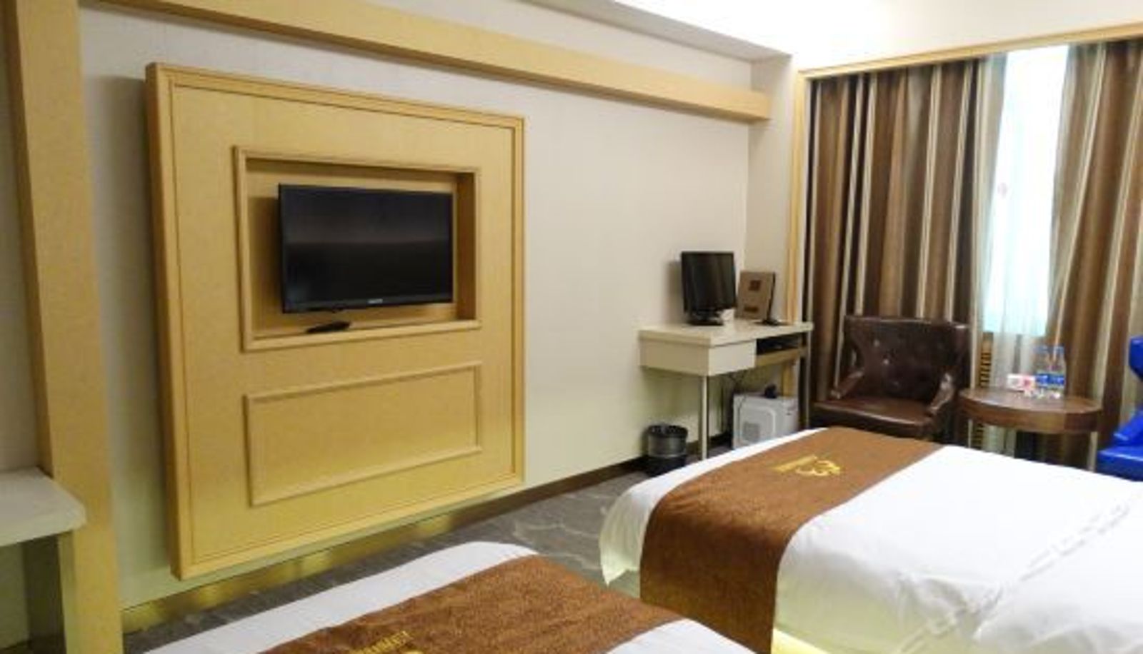 Driepersoonskamer - Baili Boutique Hotel (Dongying Wanda Plaza)