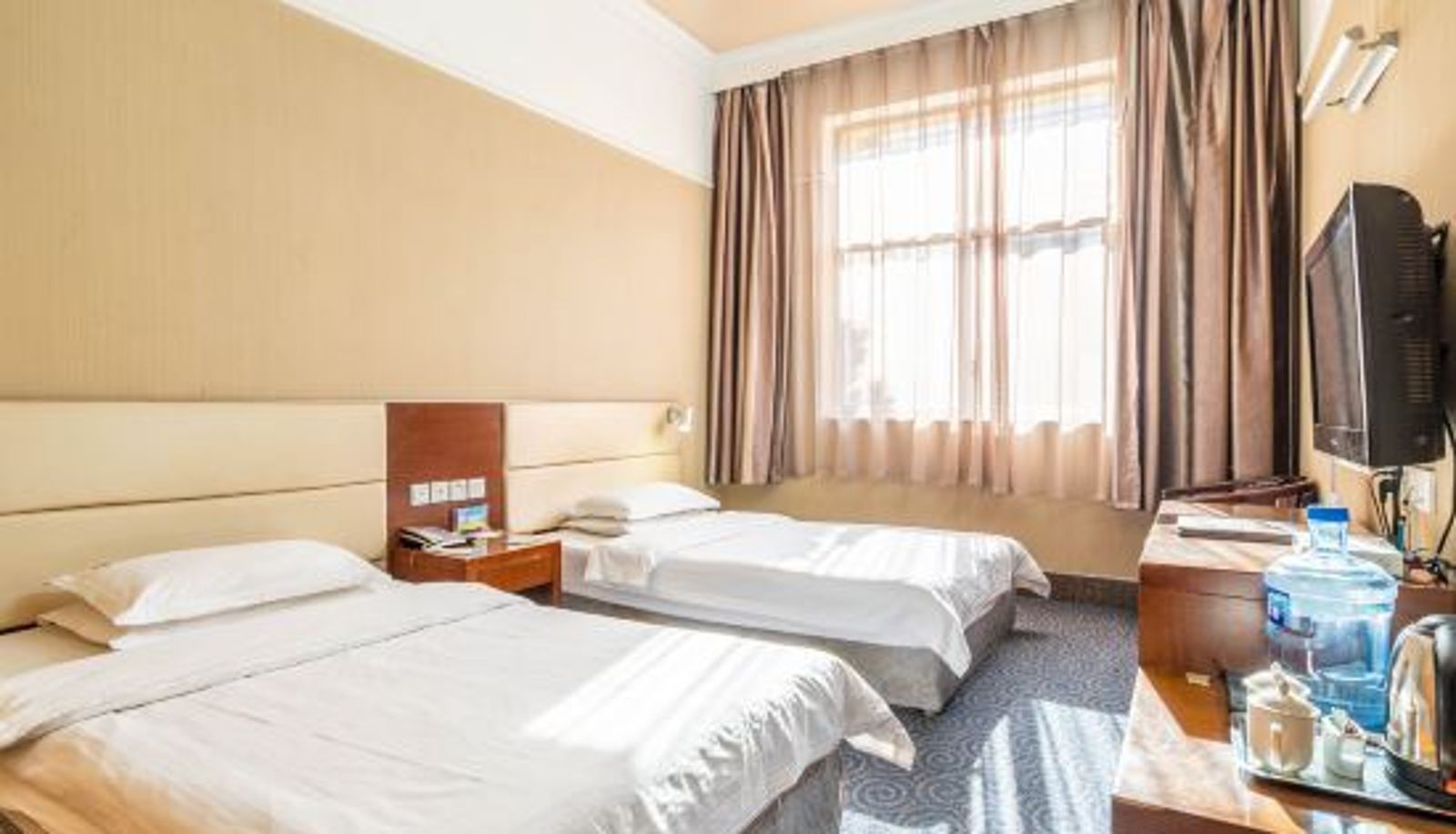 Chambre Standard - Jiuzhou Hotel
