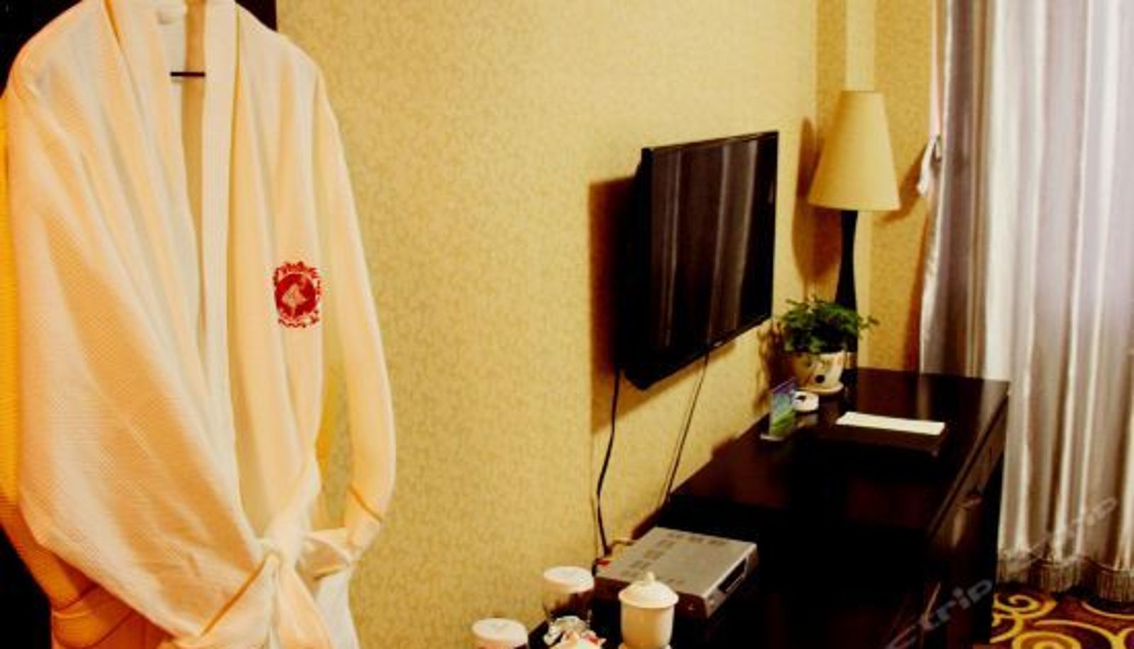 Superior room - Nvshen Hotel (Jinlangang)