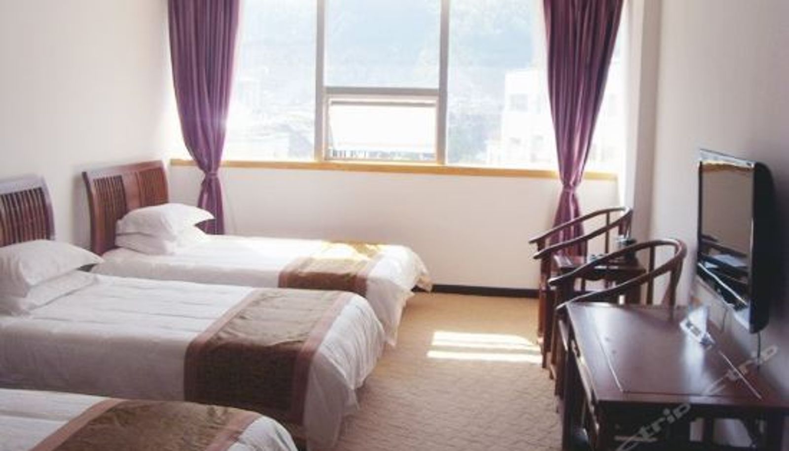 Pokój trzyosobowy - Dragon And Roc Hotel (Huangshan Scenic Area Transfer Center)