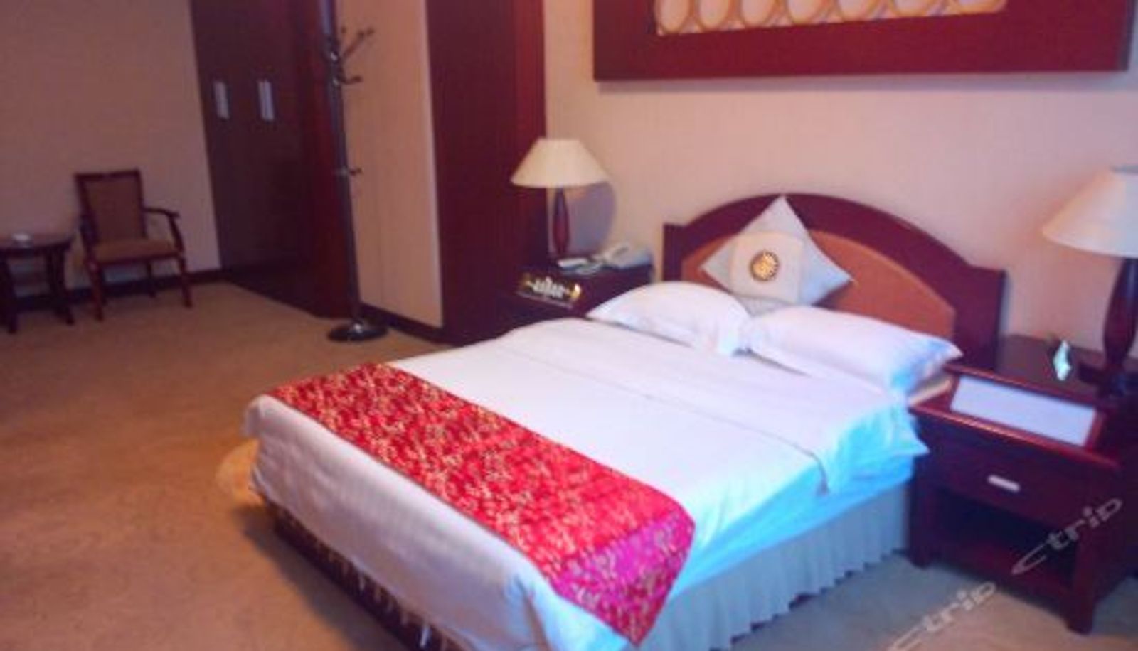 Suite - Baihuayuan Hotel