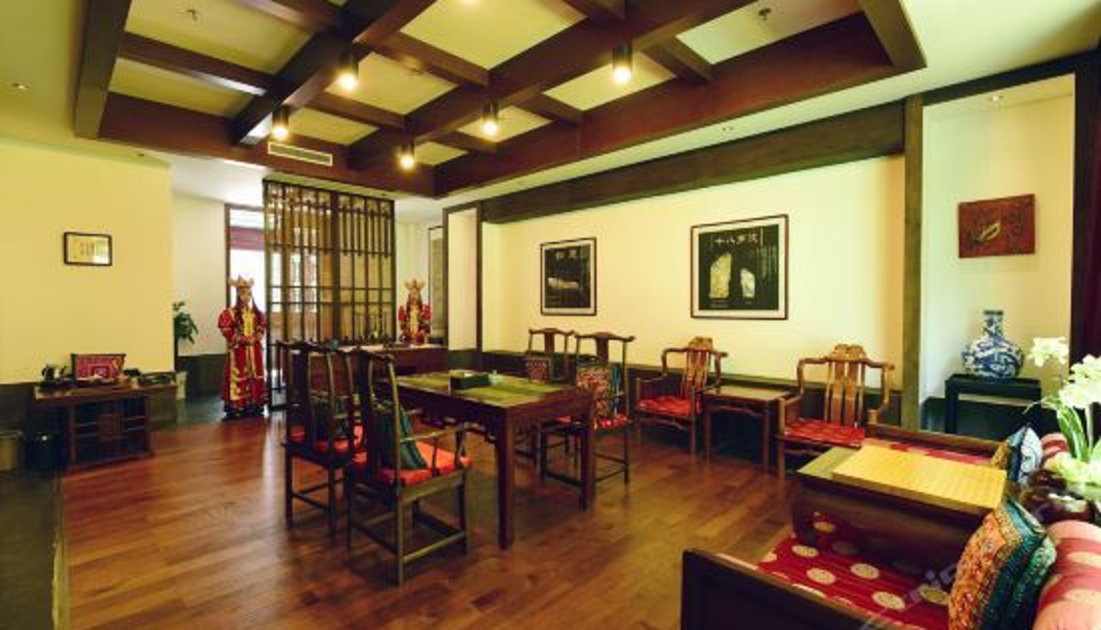 Innenbreich - Chengde Imperial Mountain Villa Yurt Resort