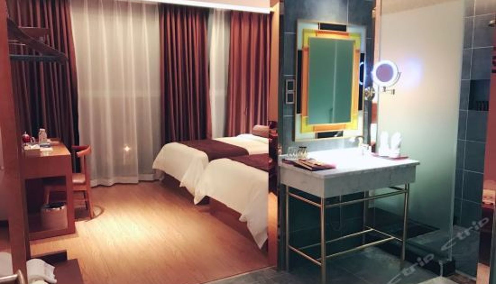 Chambre Standard - James Joyce Coffetel (Yichang East Railway Station Central Bus Station)