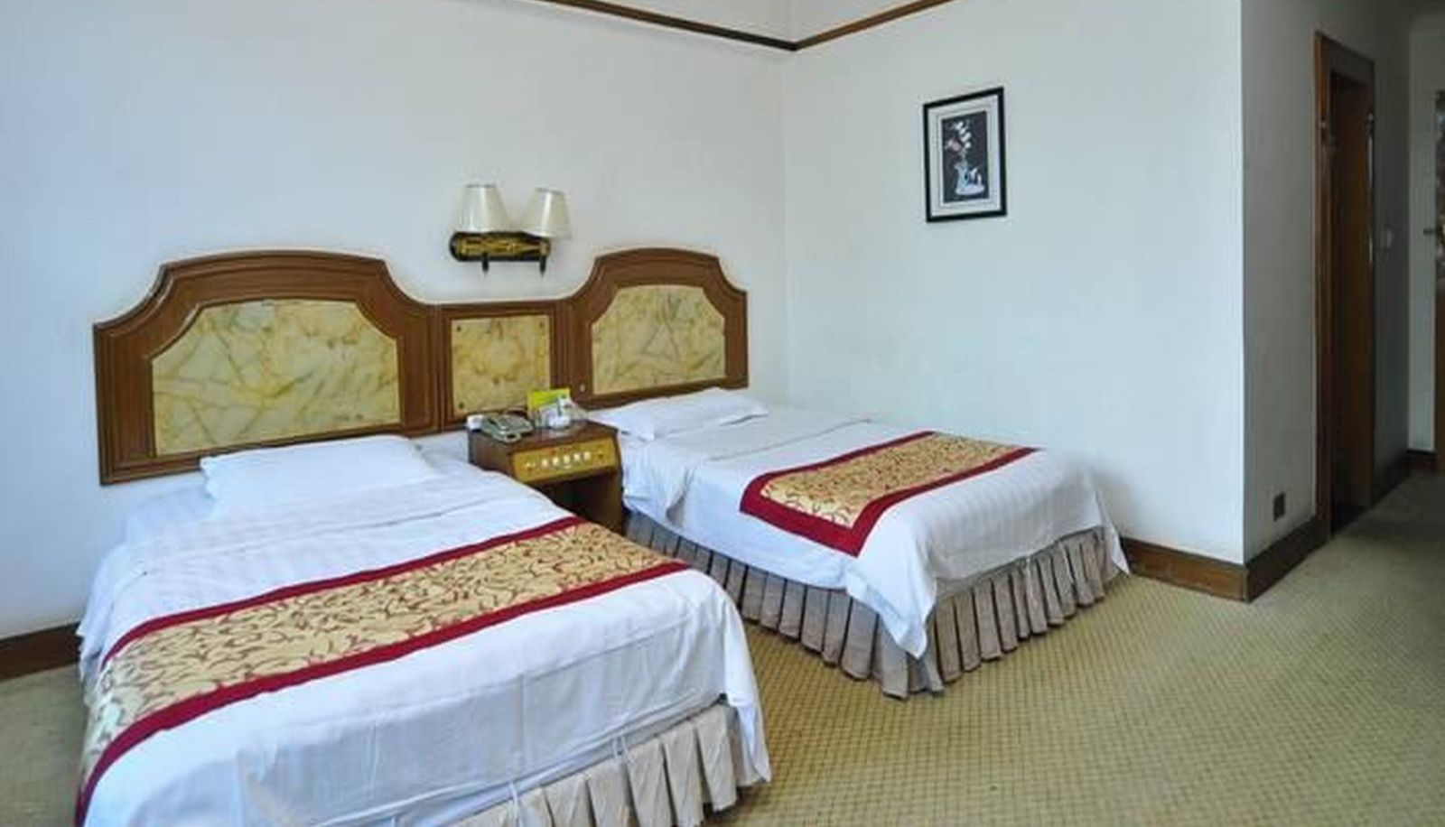 Standard room (double) - Honghe Hotel