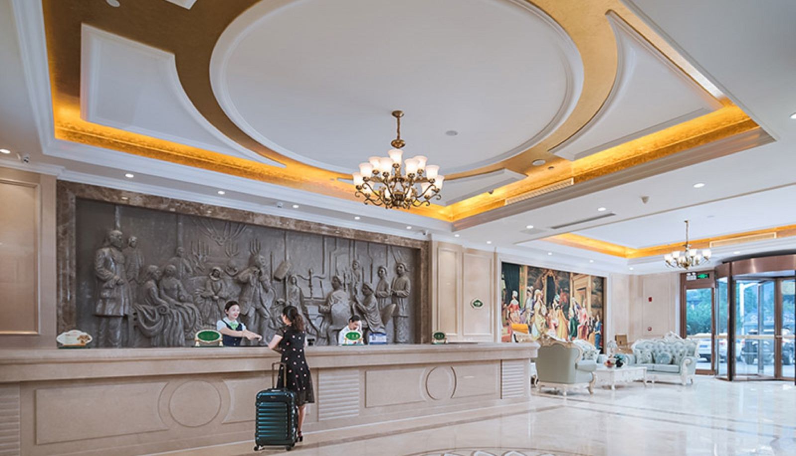 Recepción - Vienna Zhenjiang High Speed ​​Railway Station Wanda