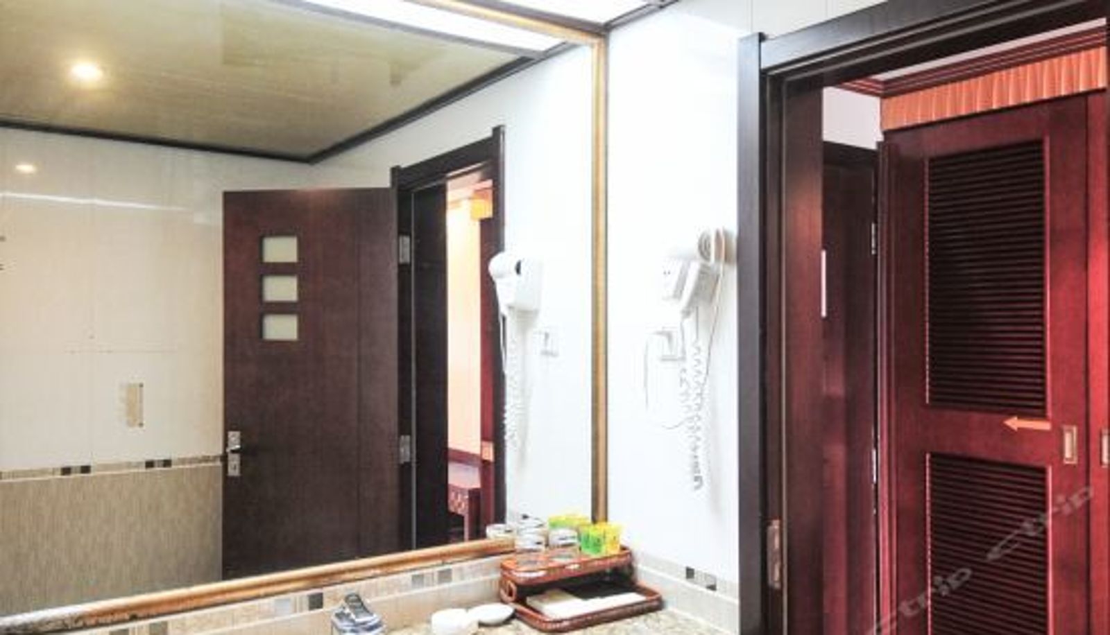 Vista interna - Xinyuan Hotel