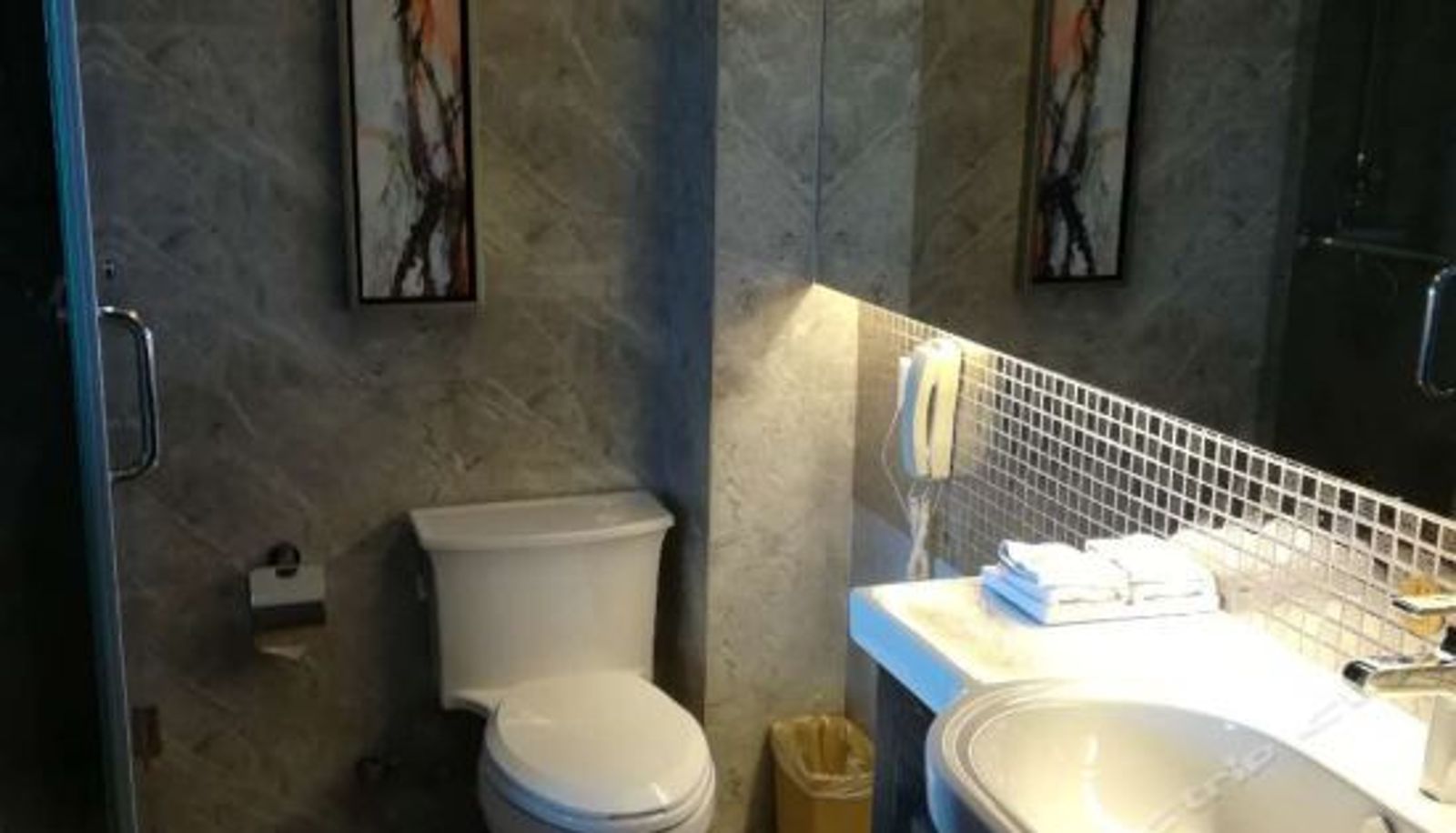 Pokój z widokiem na jezioro - Hua Kai Hotel