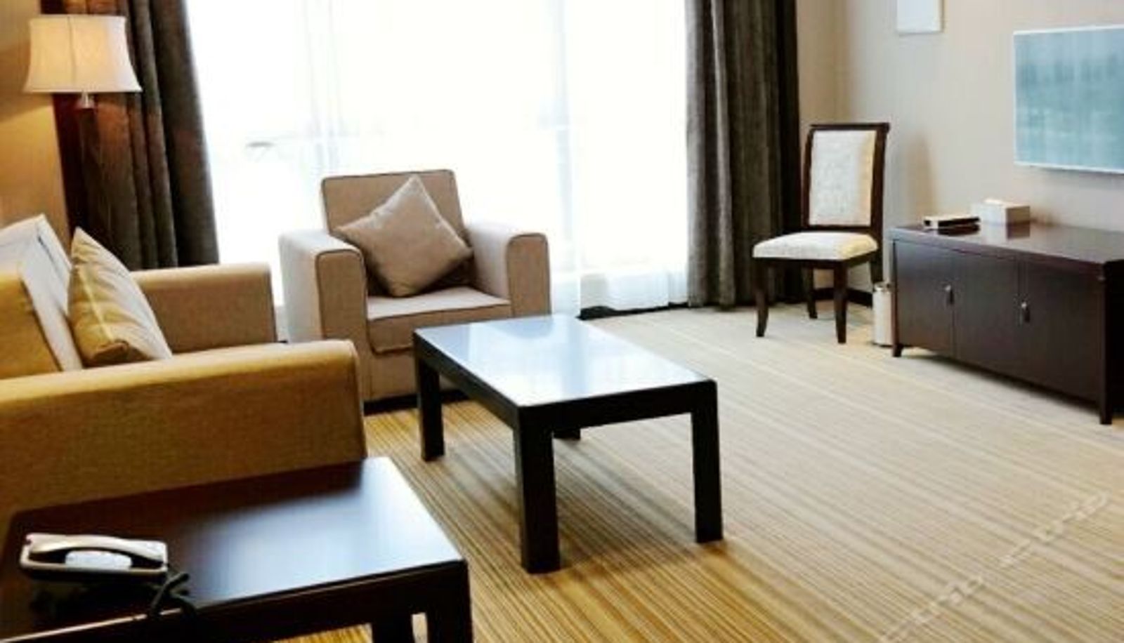 Suite - Bauhinia Garden Hotel