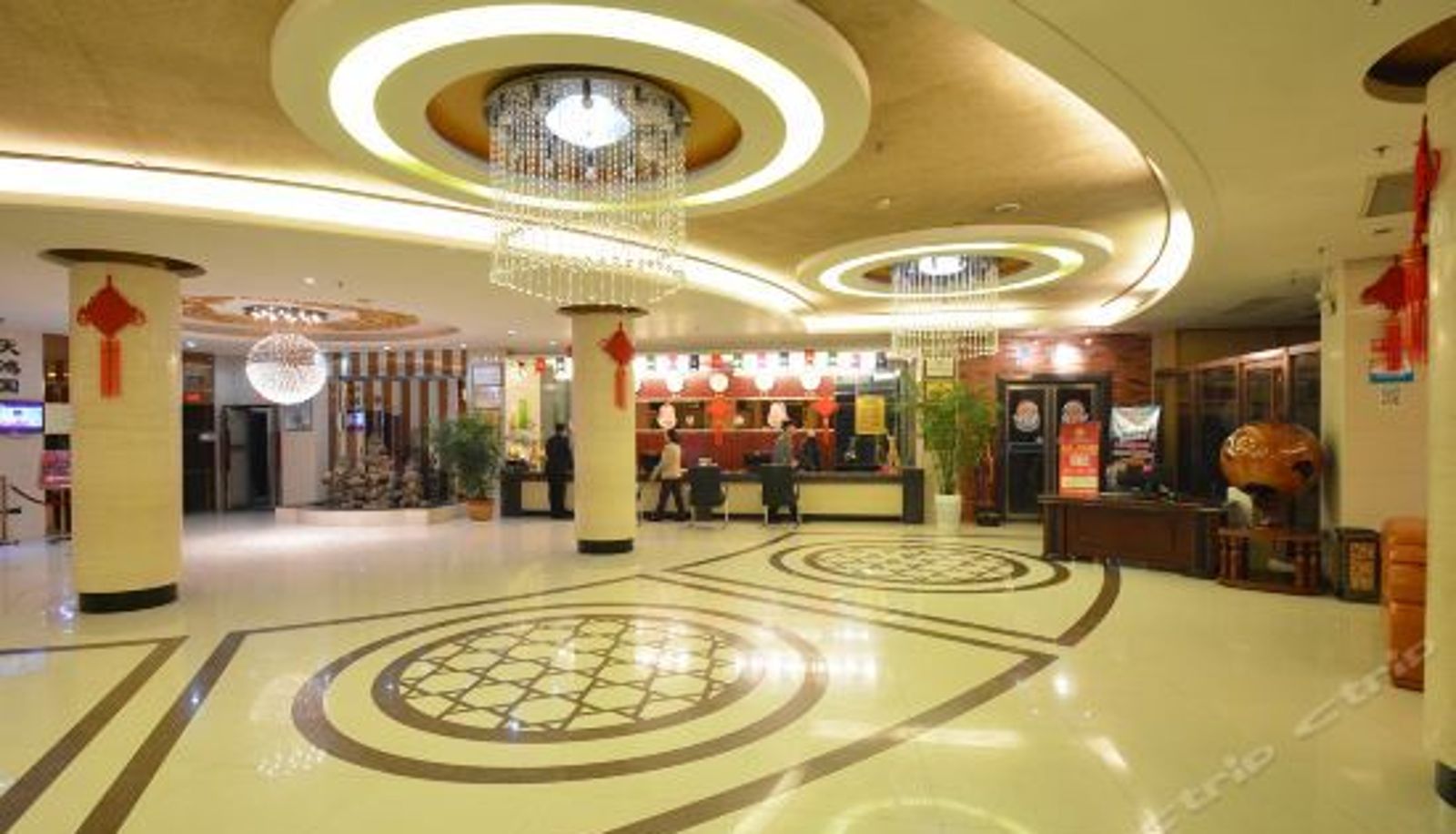 Rezeption - Jin Yi Lai Hotel