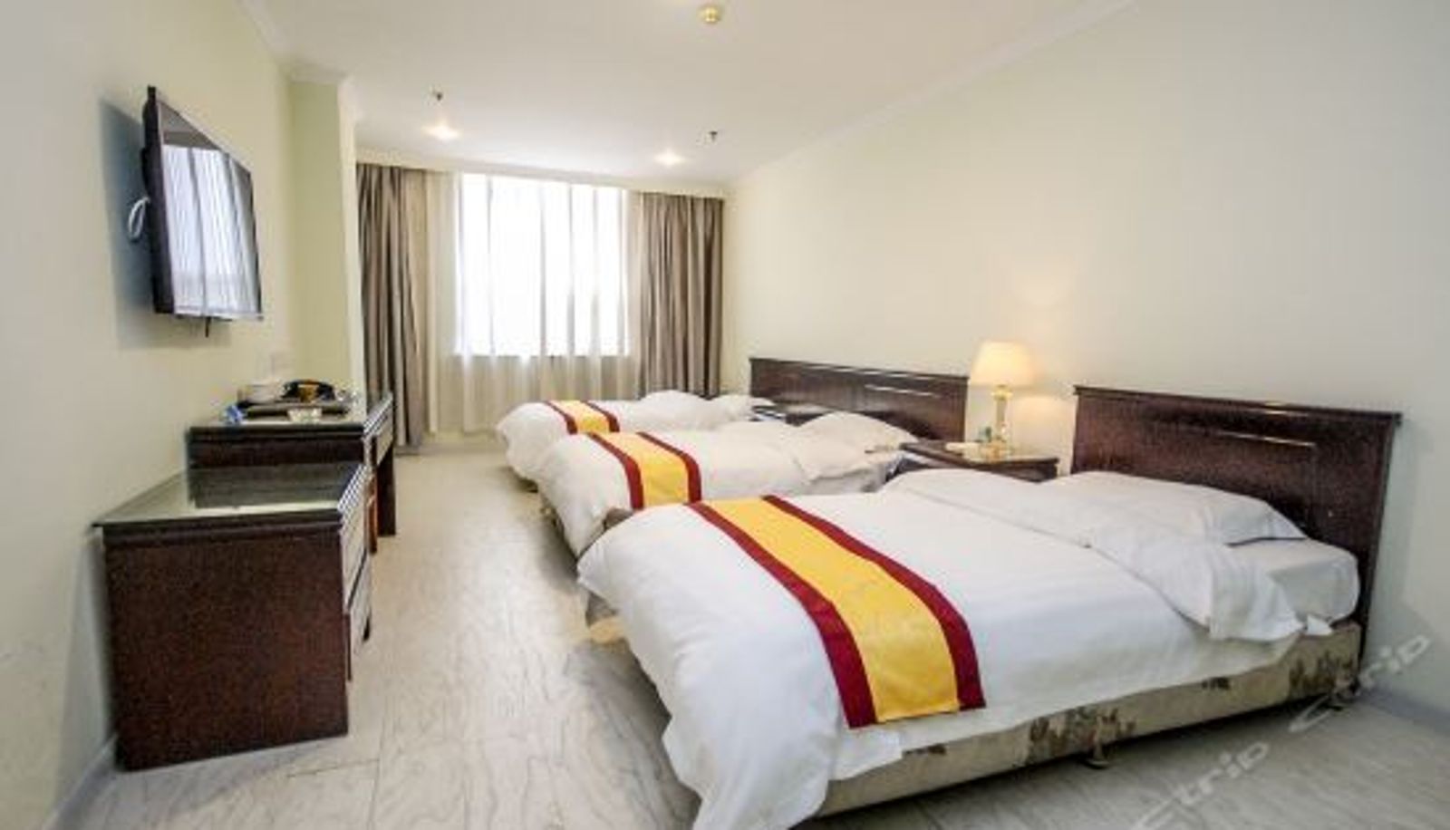 Triple room - Q+ Yangcheng Hotel