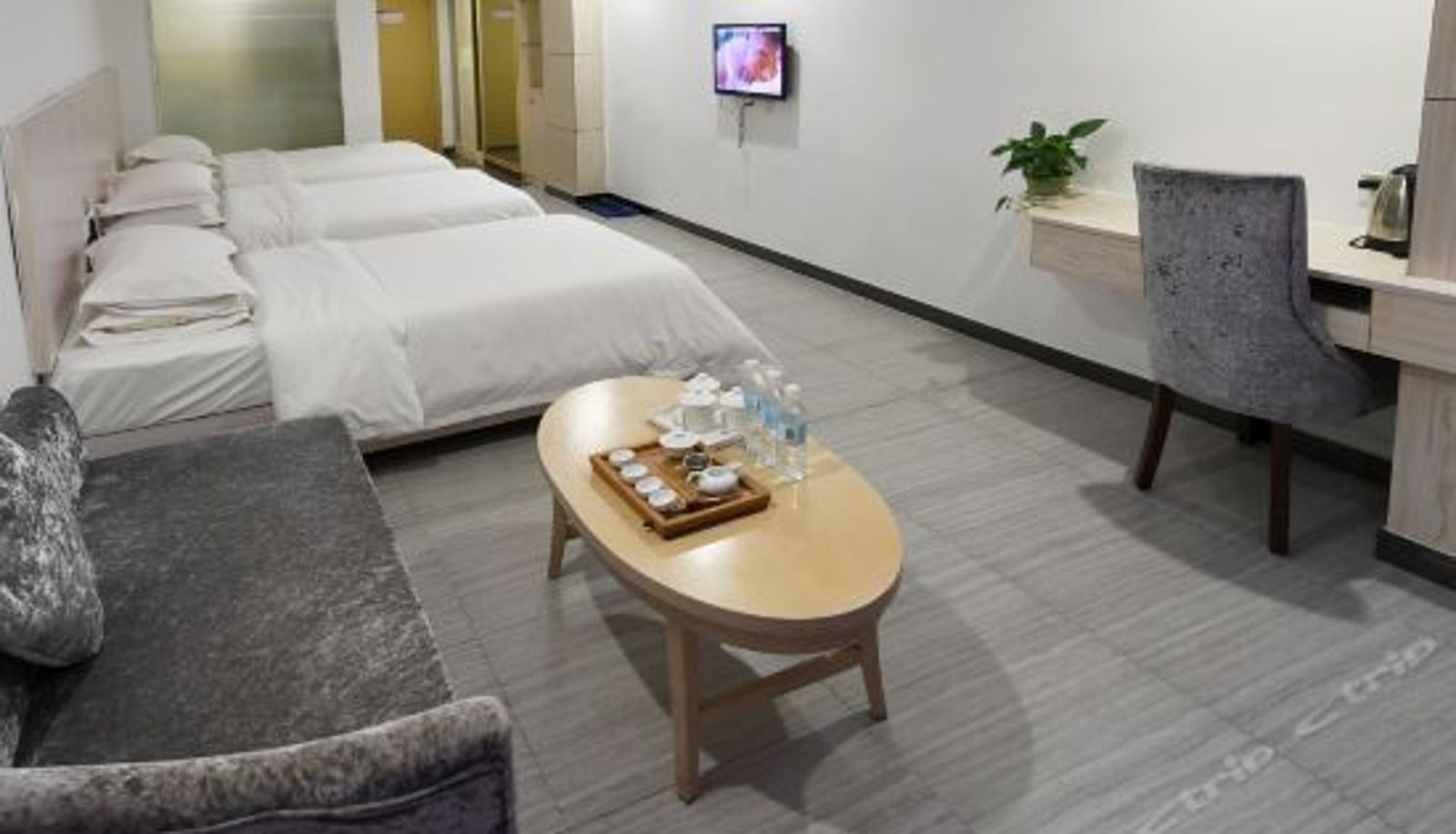 Tripla - Xingzhouwan Hotel (Ganzhou Xingyao)