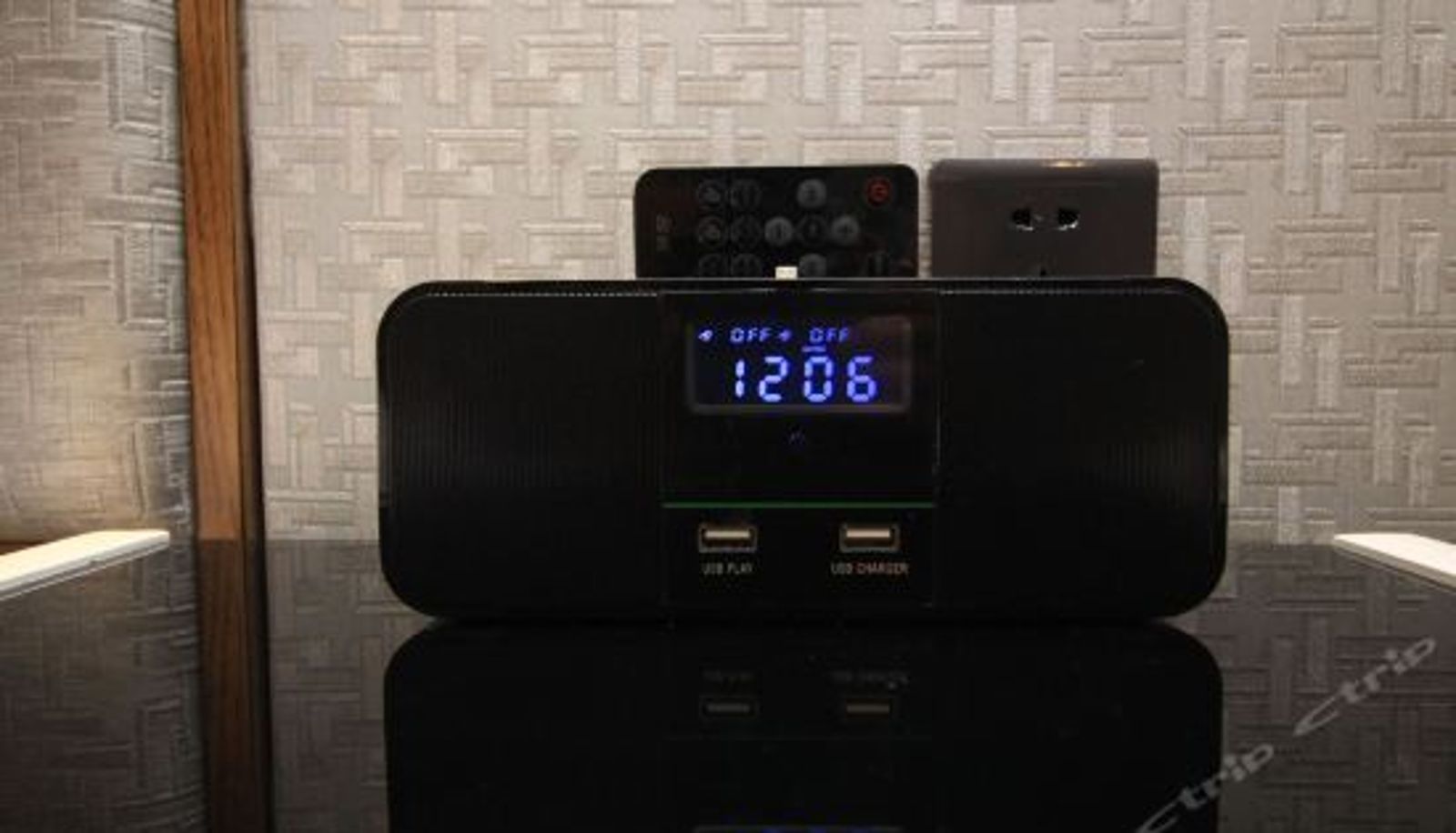 Camera business - Deep Blue Digital Hotel