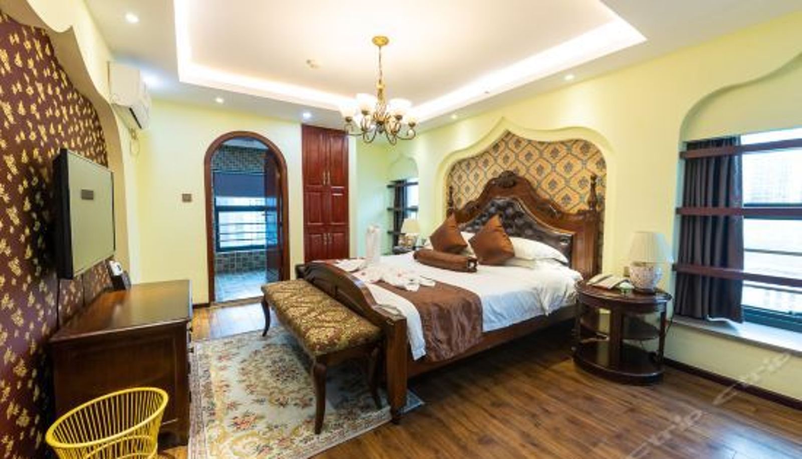 Suite - Xiehou Fengqing Theme Hotel (Chongqing Jiangbei Airport)