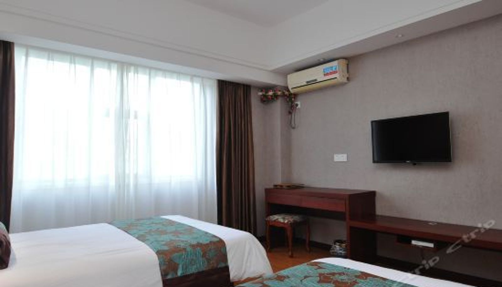 Chambre Business - Yuantong Holiday Hotel (Nanjing Zhushan Road Metro Station)