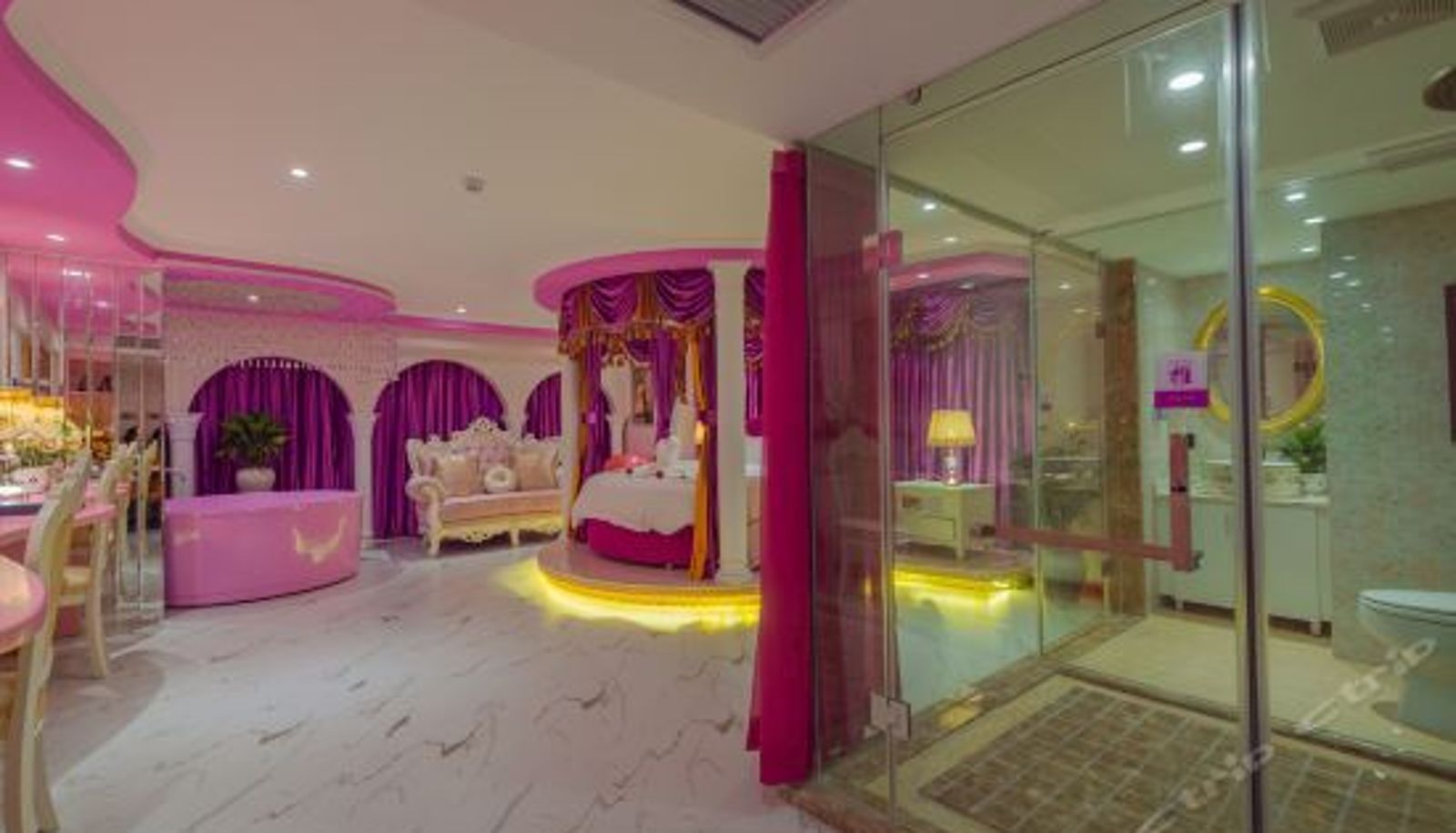 Camera superior - Bojing Theme Hotel (Chongqing Jiangbei Airport)