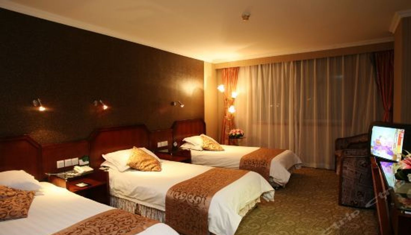 Triple room - White Palace Hotel